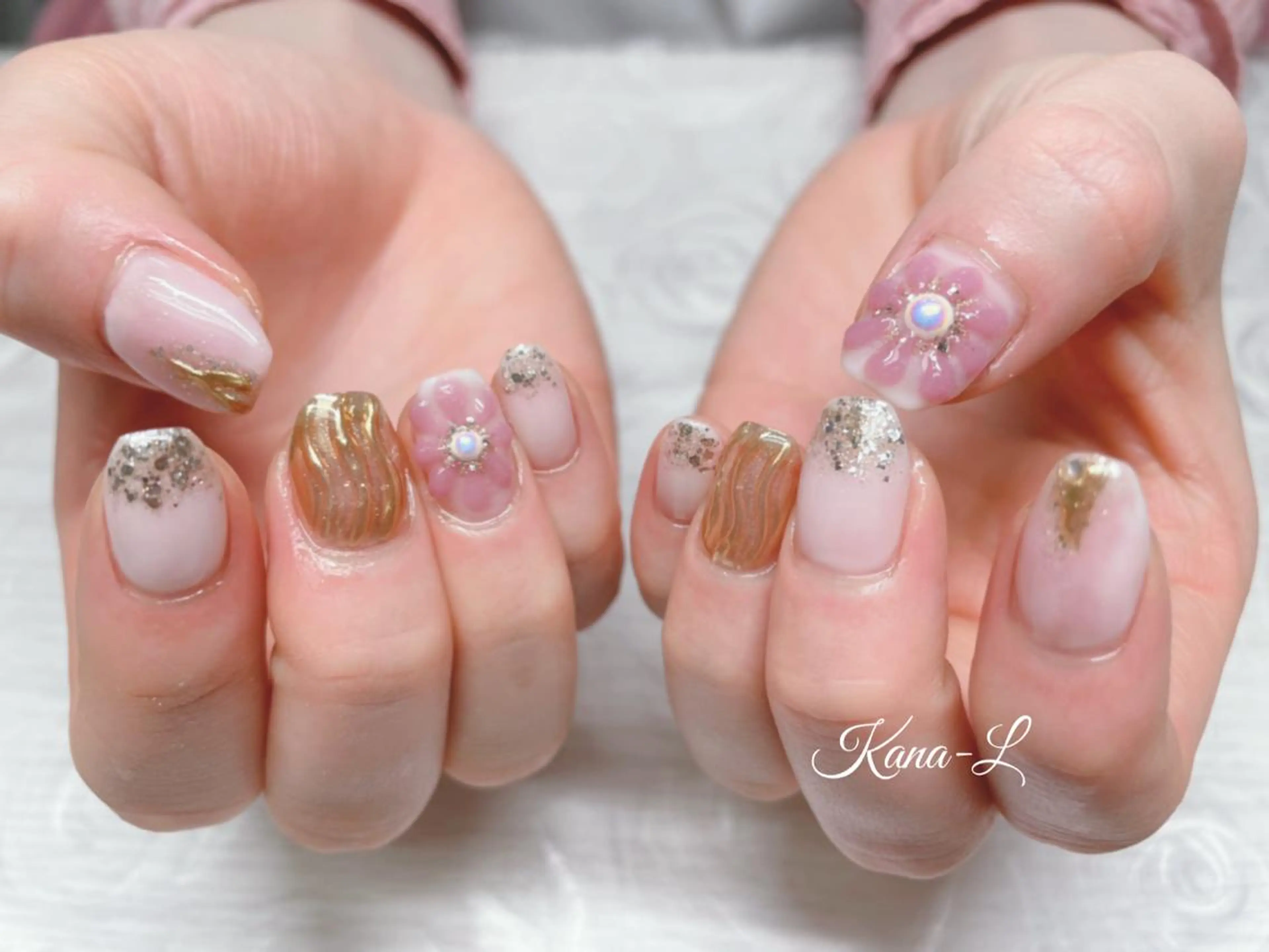 カラー ネイル フラワーネイル ニュアンスネイル ぷっくりネイル 春ネイル 芦辺 香奈のネイルデザイン