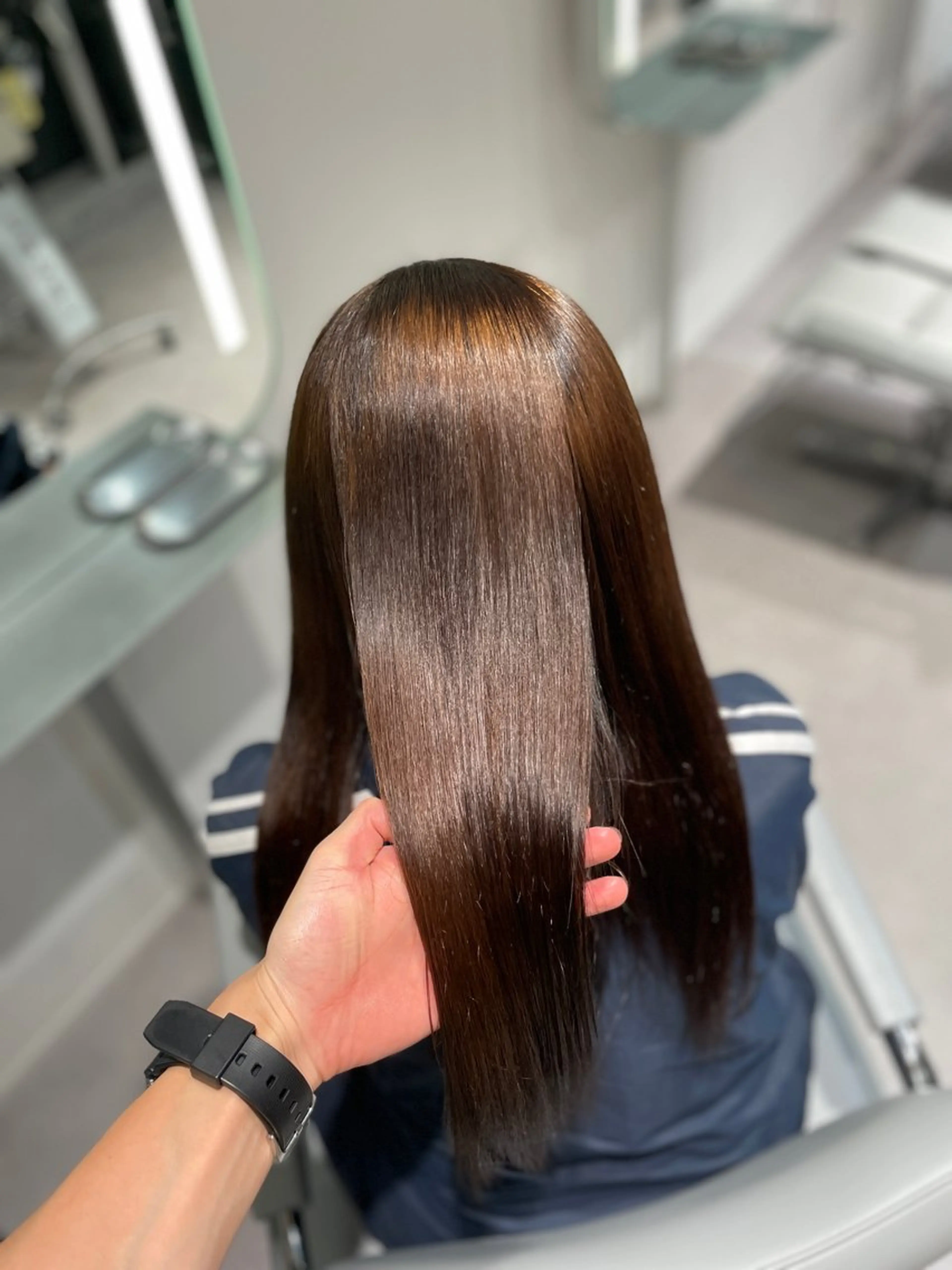 ミディアム 縮毛矯正 unique RINNEのヘアスタイル