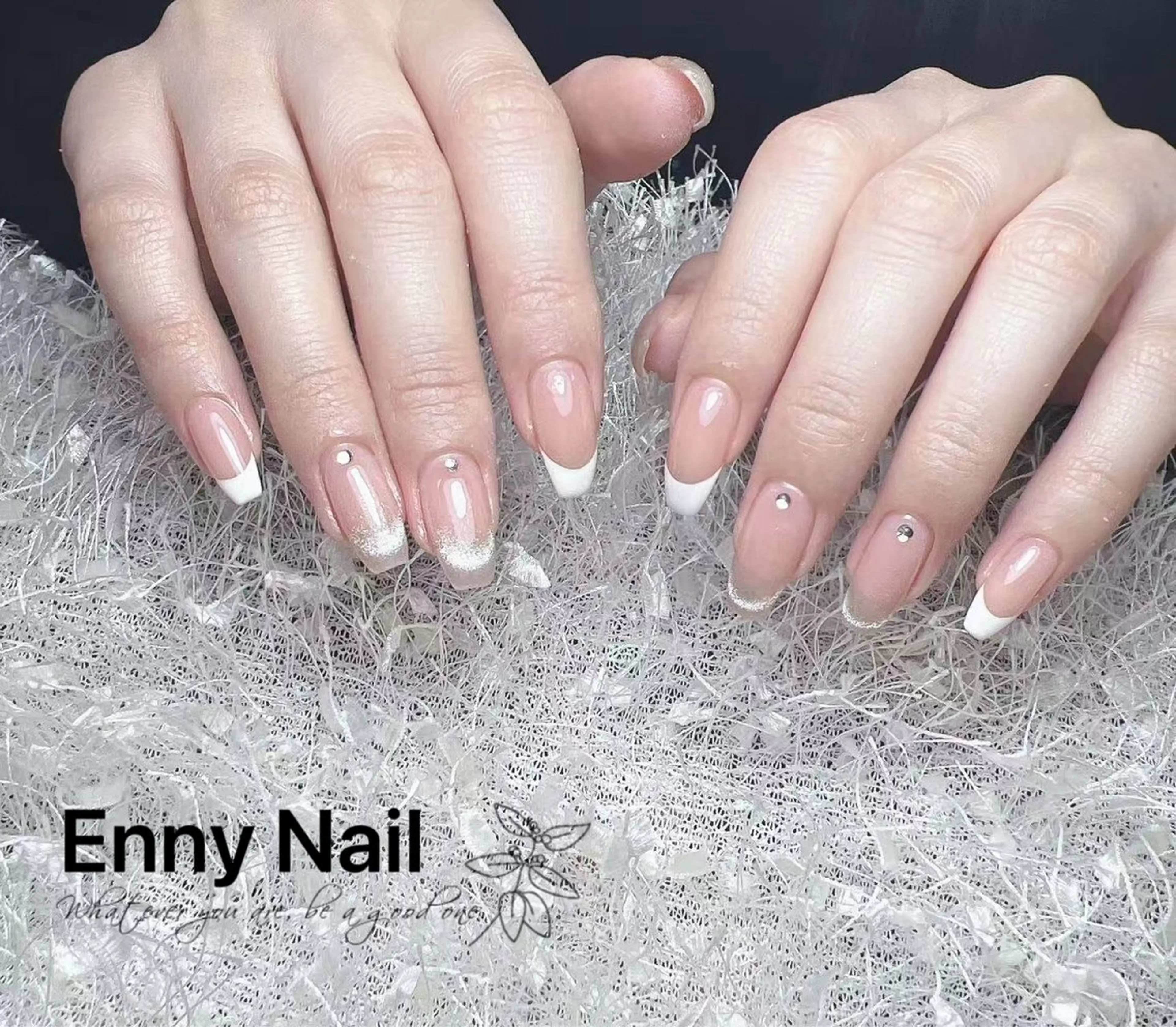 ネイル チークネイル フットネイル フレンチネイル ジェルネイル ガラスフレンチ 安安 Ennyのネイルデザイン