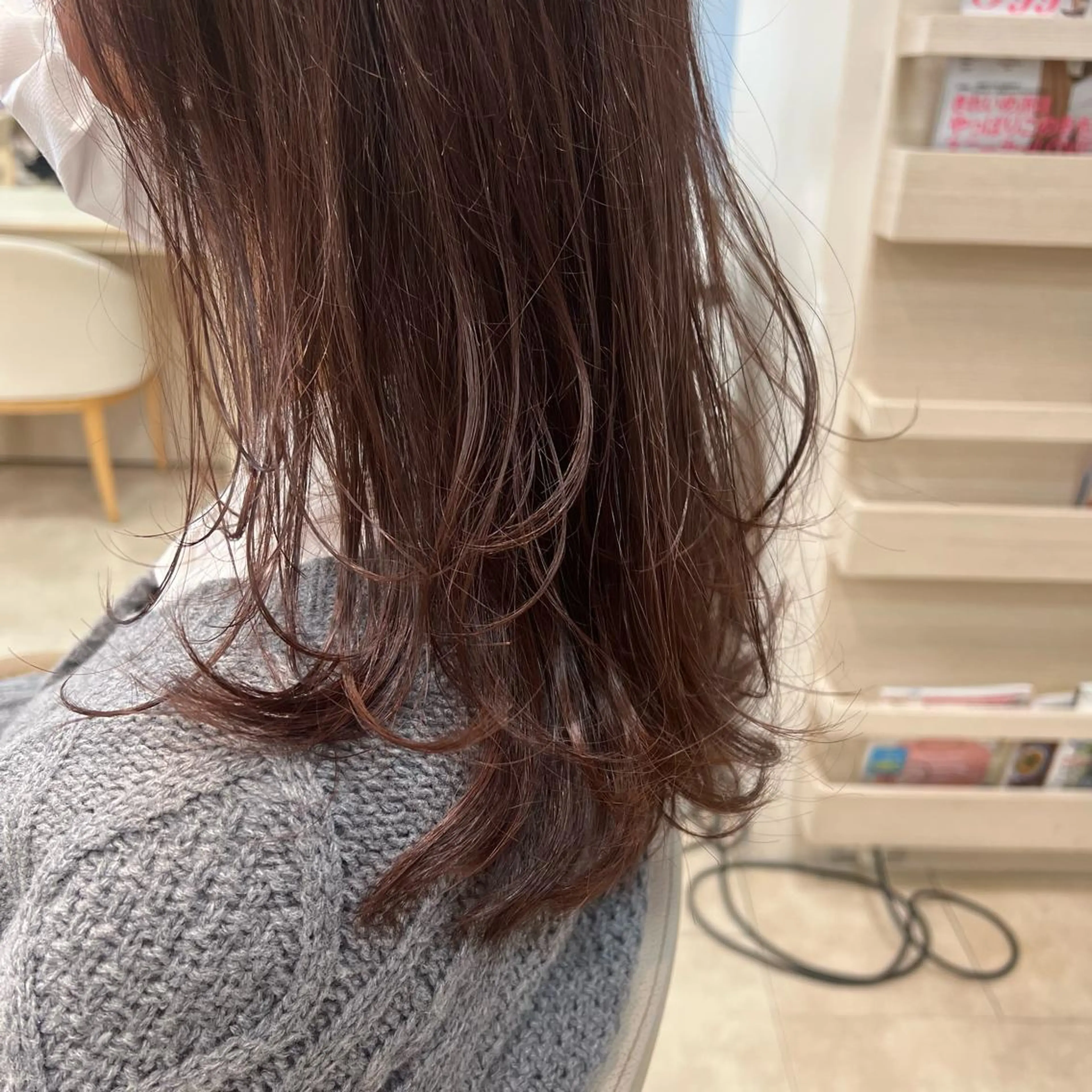 ミディアム カラー ベージュカラー レイヤーカット カット ヘアカラー トリートメント 似合わせ.ﾍｱｾｯﾄ 得意🌹井上美沙のヘアスタイル