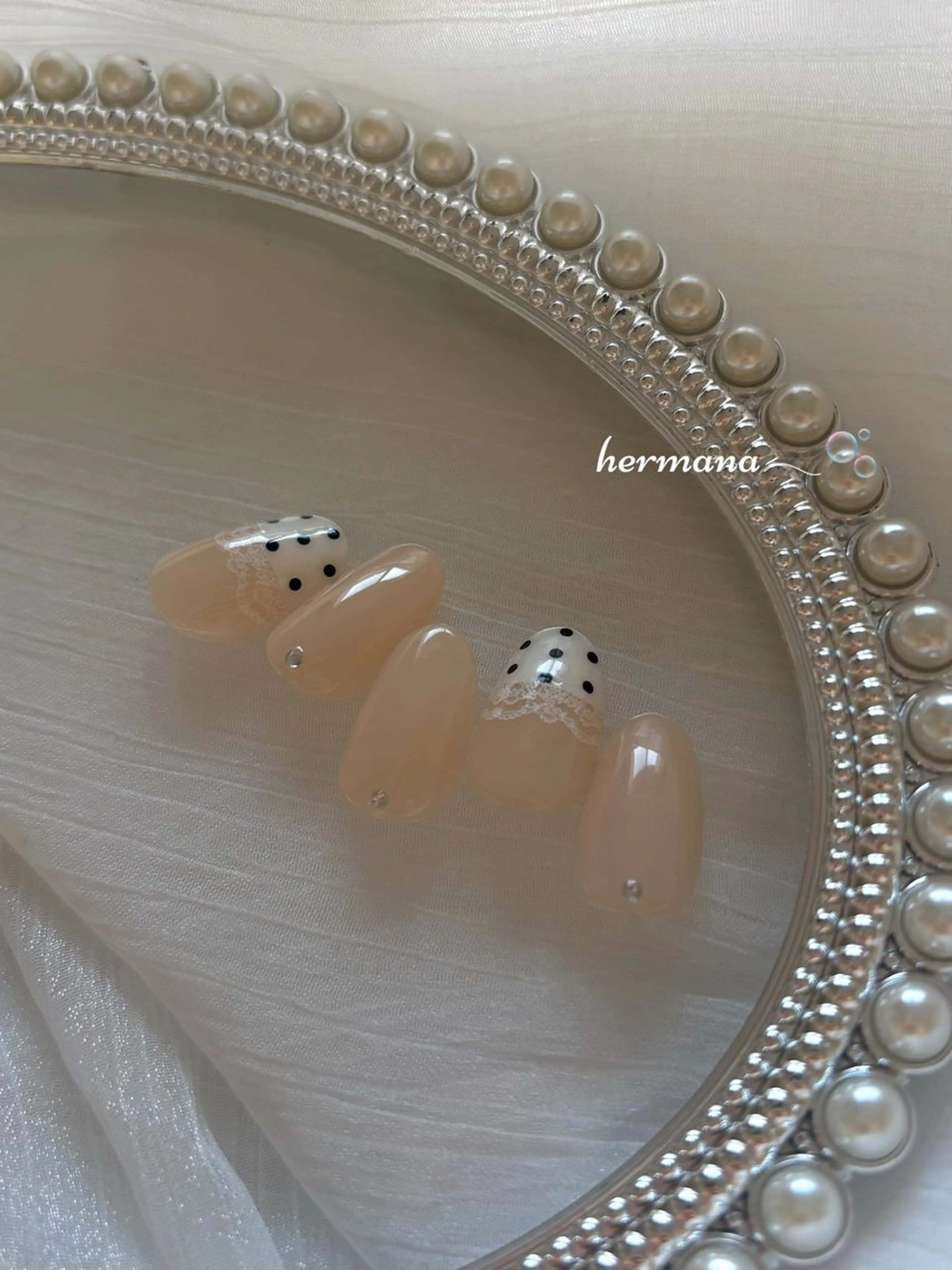 ネイル 伊藤 菜緒のネイルデザイン