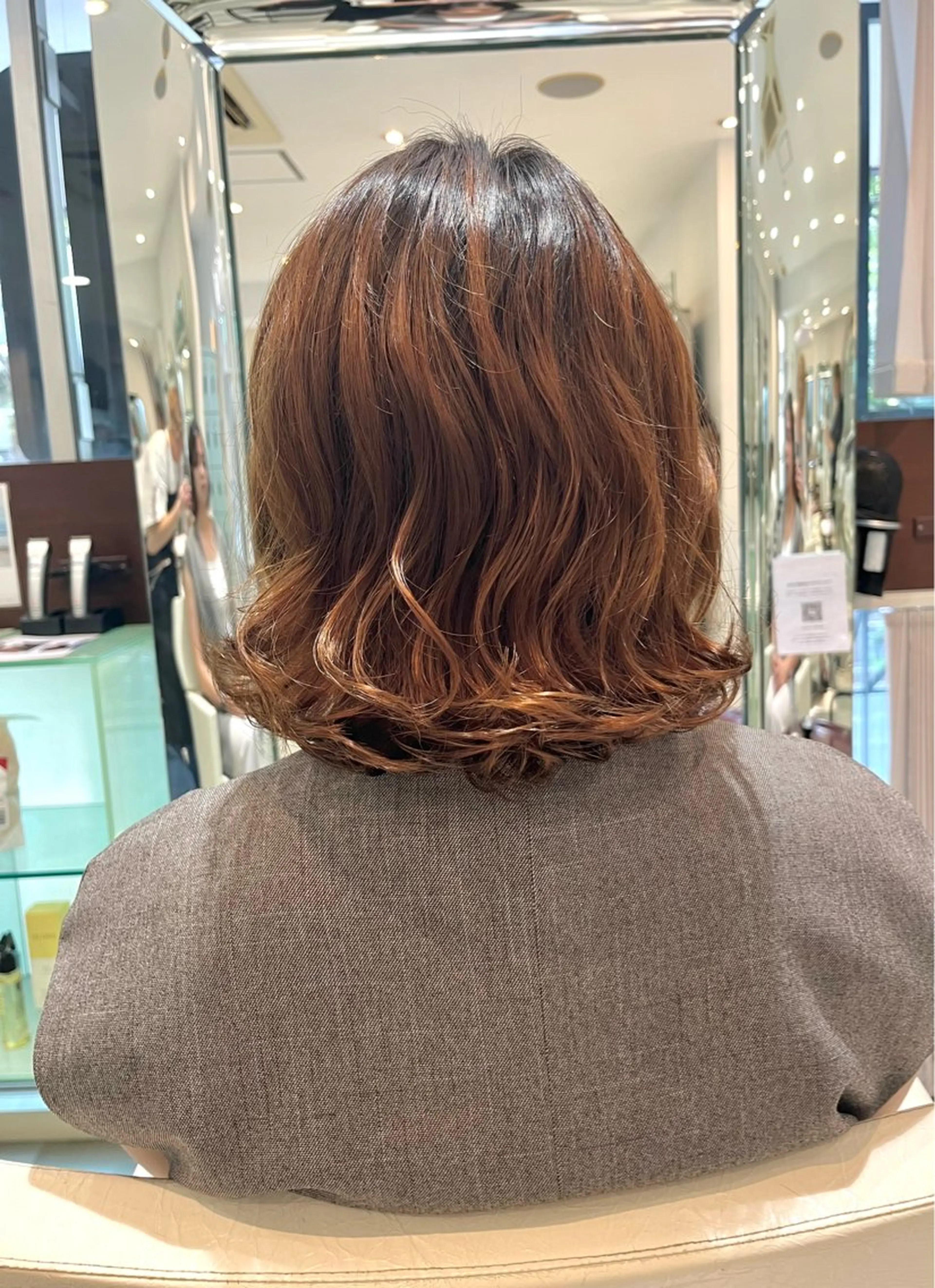 ミディアム パーマ ミディアムパーマ ボブ 韓国風ヘア トリートメント デジタルパーマ カット パーマ トリートメント コテ巻き風パーマ 藤澤　知彌のヘアスタイル