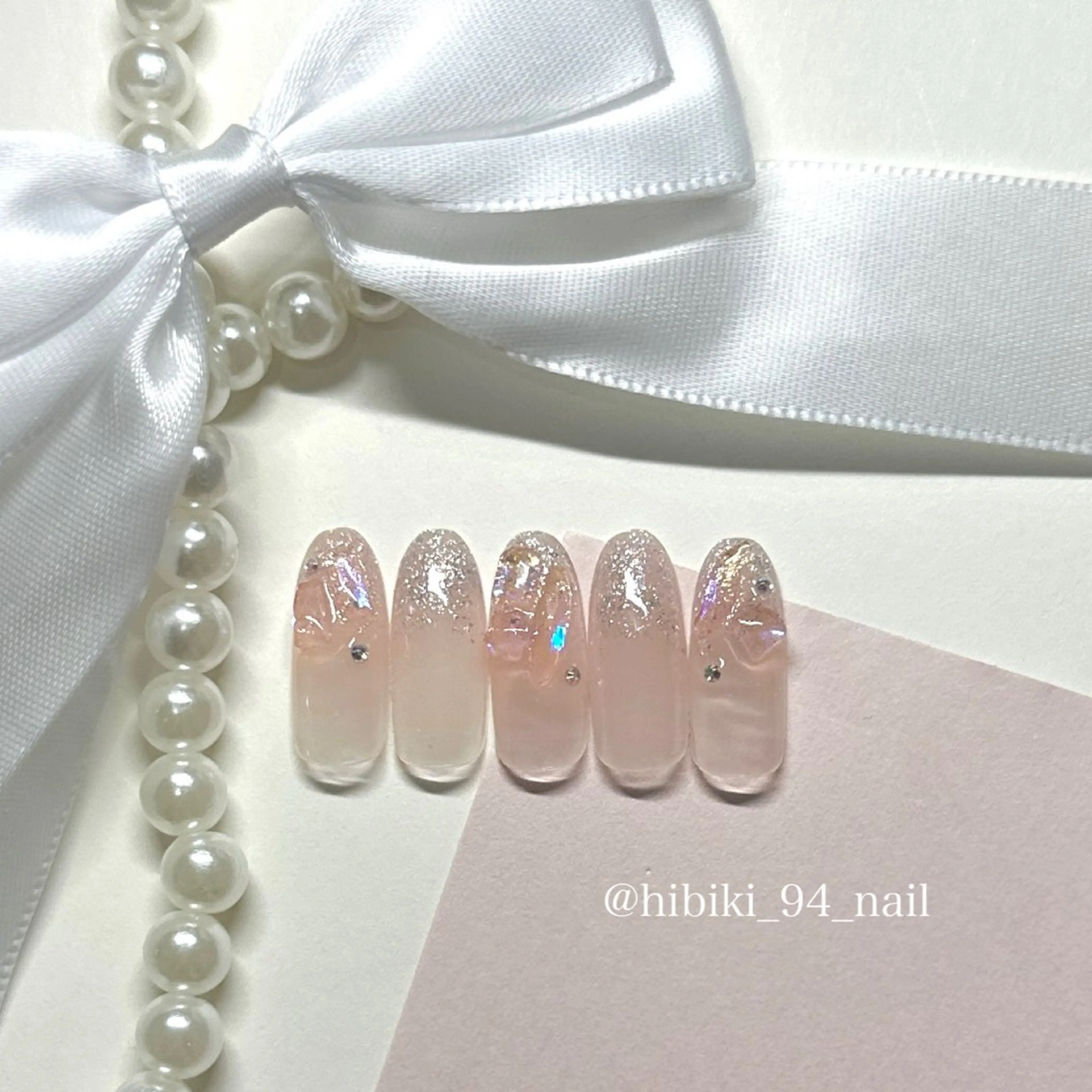 ネイル L'oeillet所属・L'oeillet HIBIKIのネイルデザイン