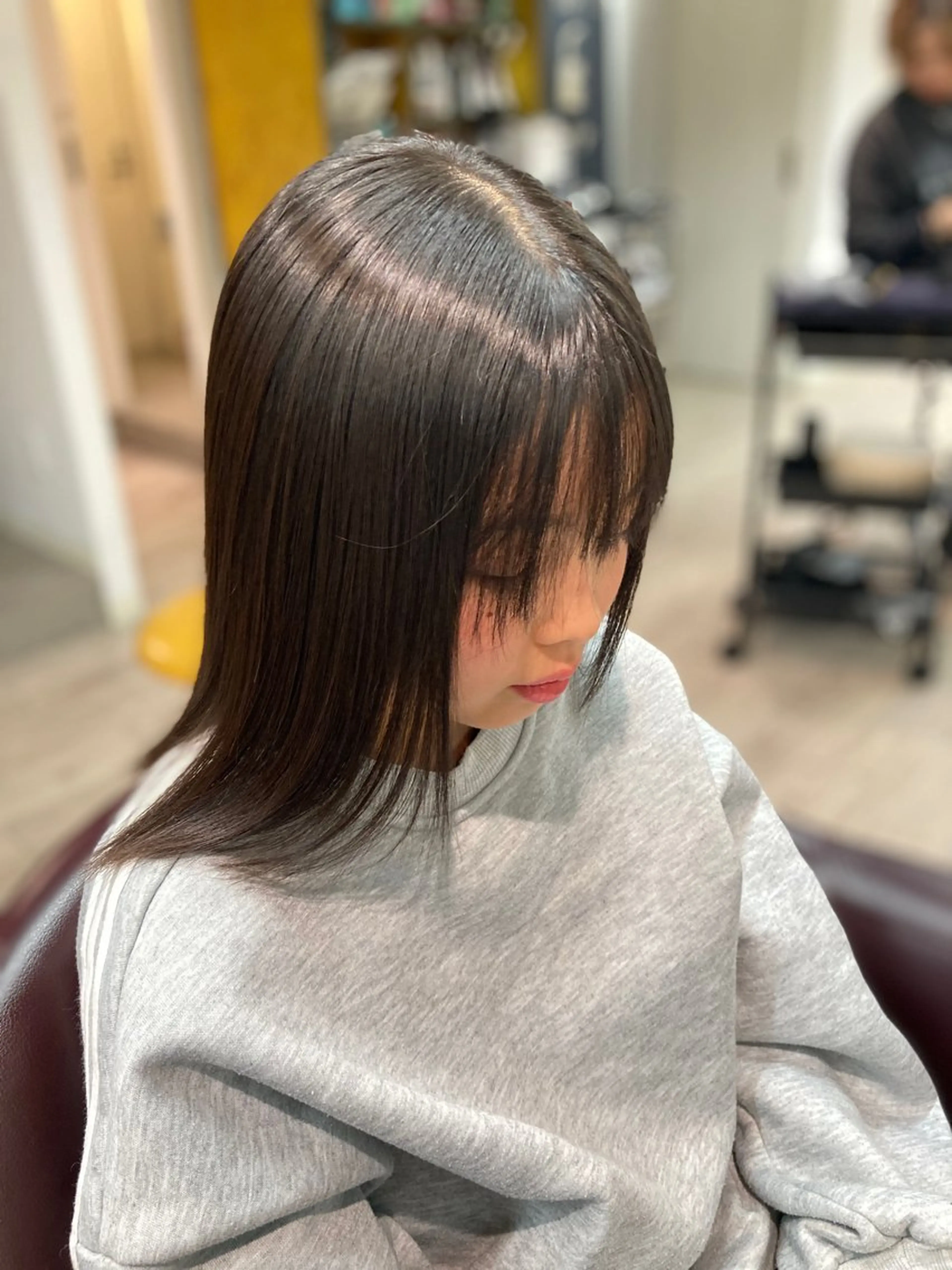 ミディアム 縮毛矯正 佐藤 凛のヘアスタイル