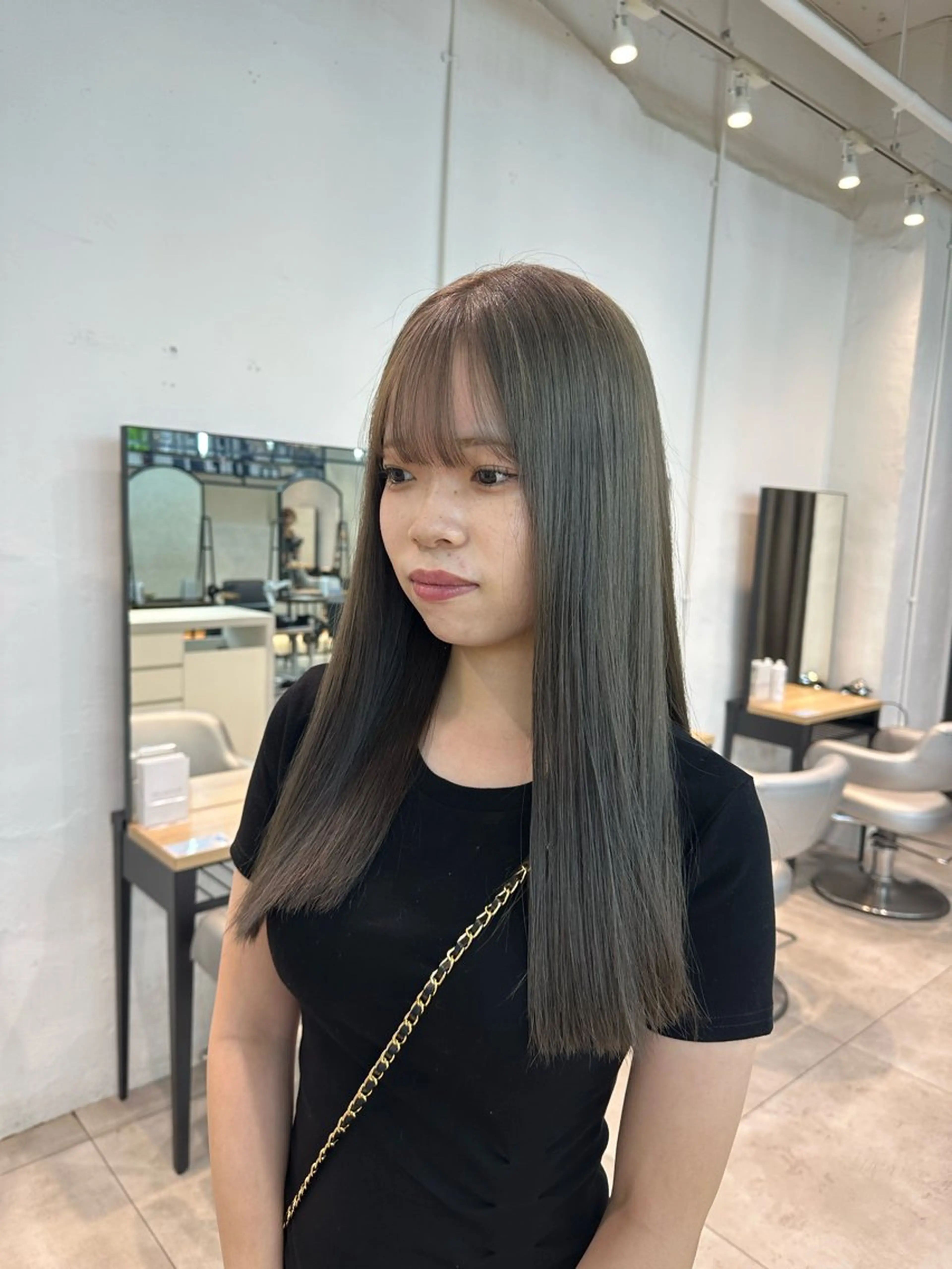 ロング カラー ヘアアレンジ ハイトーン特化 pepe🎀のヘアスタイル