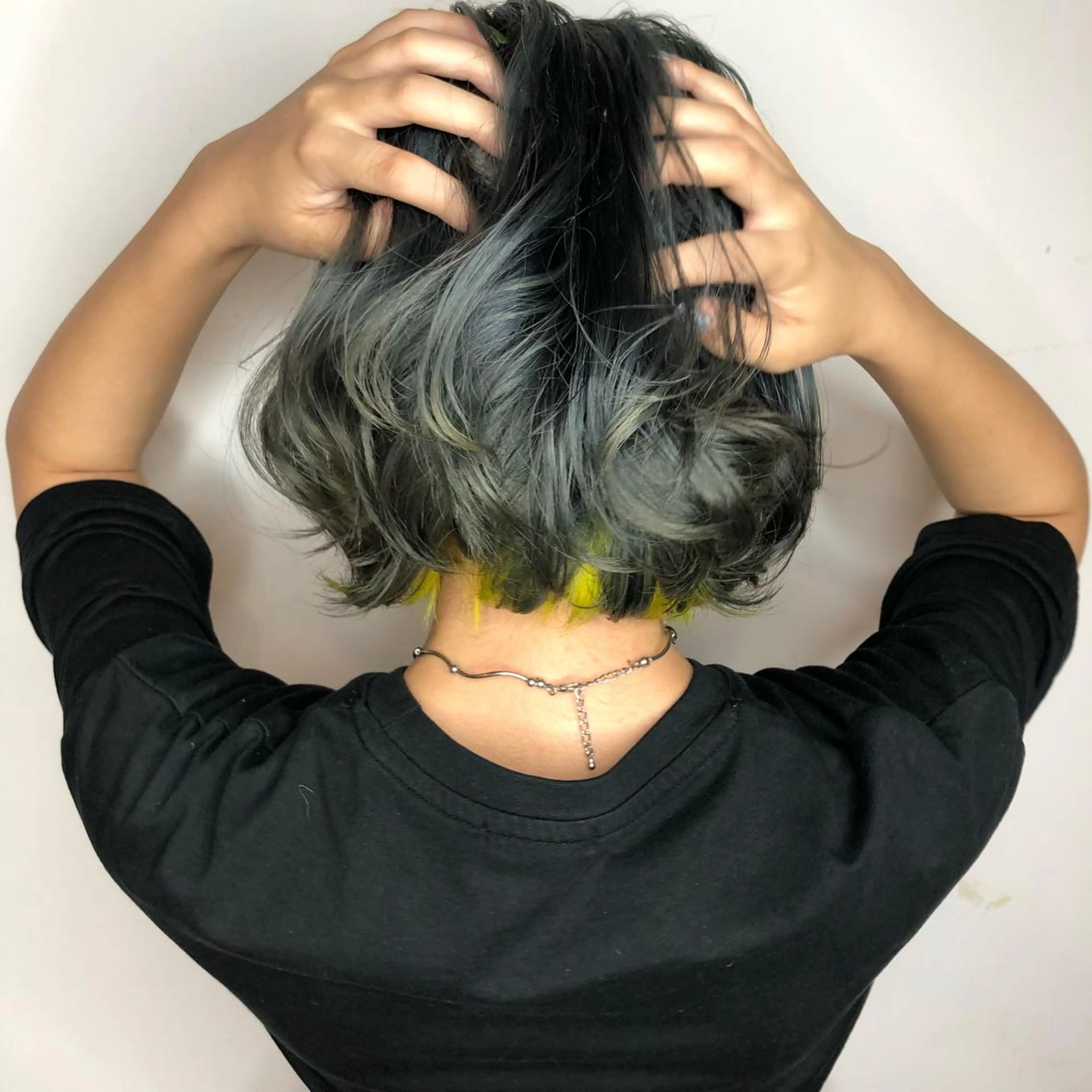 ショート カラー Moana by HEADLIGHT 川口店所属・川口髪質改善ウルトワ 🌈毛島健樹🌈のヘアスタイル