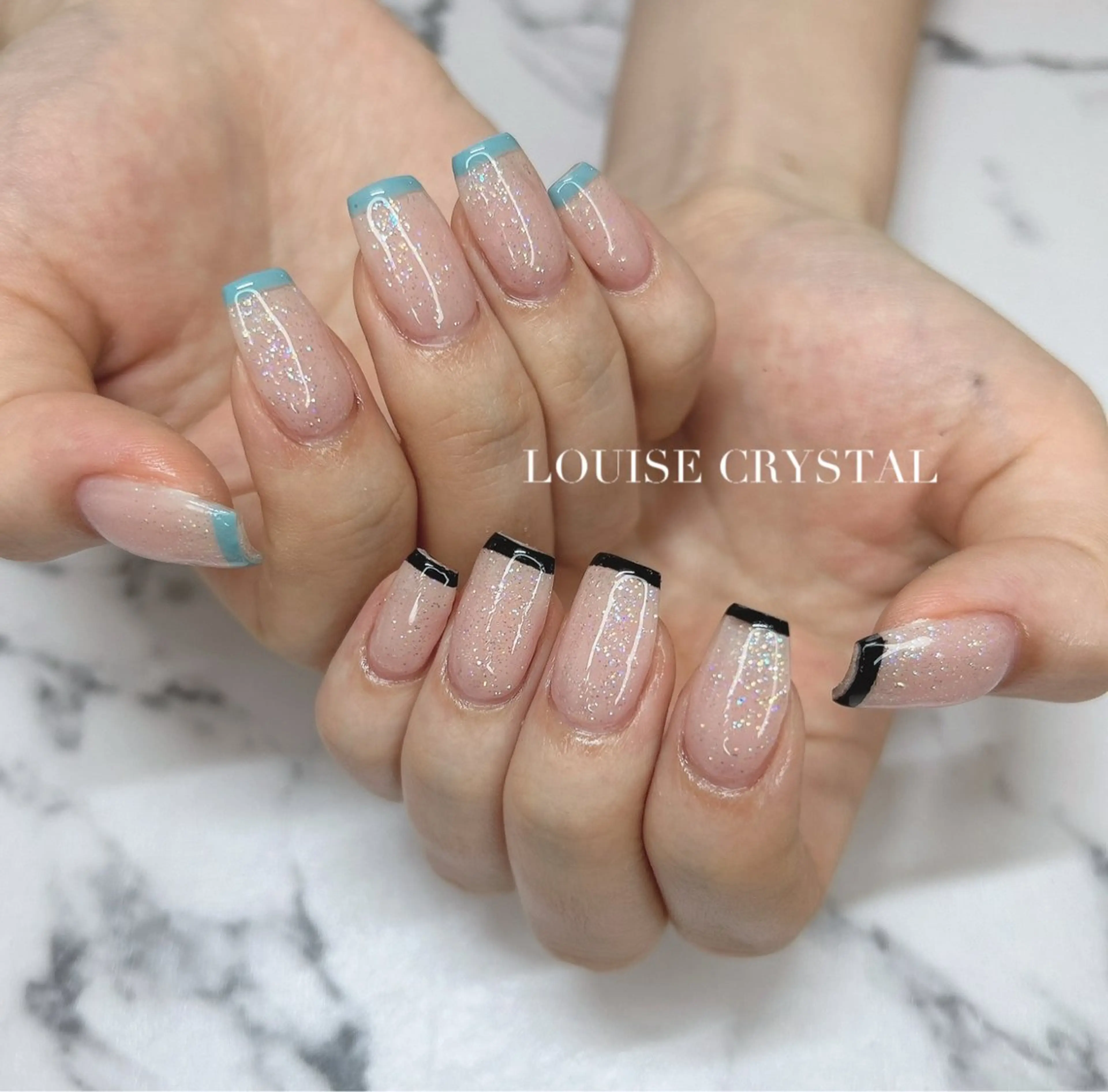 ネイル ハンドネイル LOUISE CRYSTALのネイルデザイン