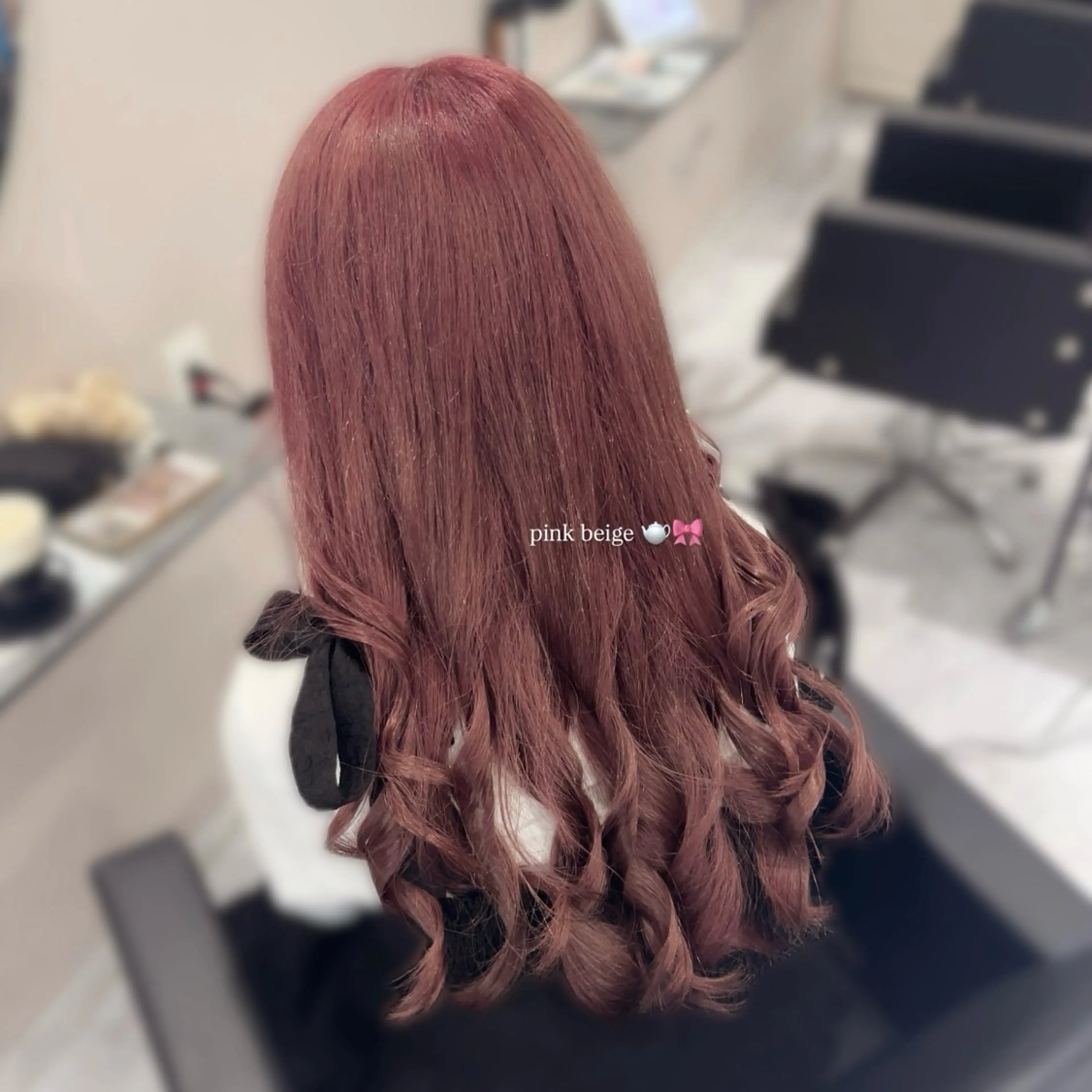 ロング カラー ヘアアレンジ ヘアカラー 透明感カラー🪼🩵 𝐑𝐢𝐧のヘアスタイル