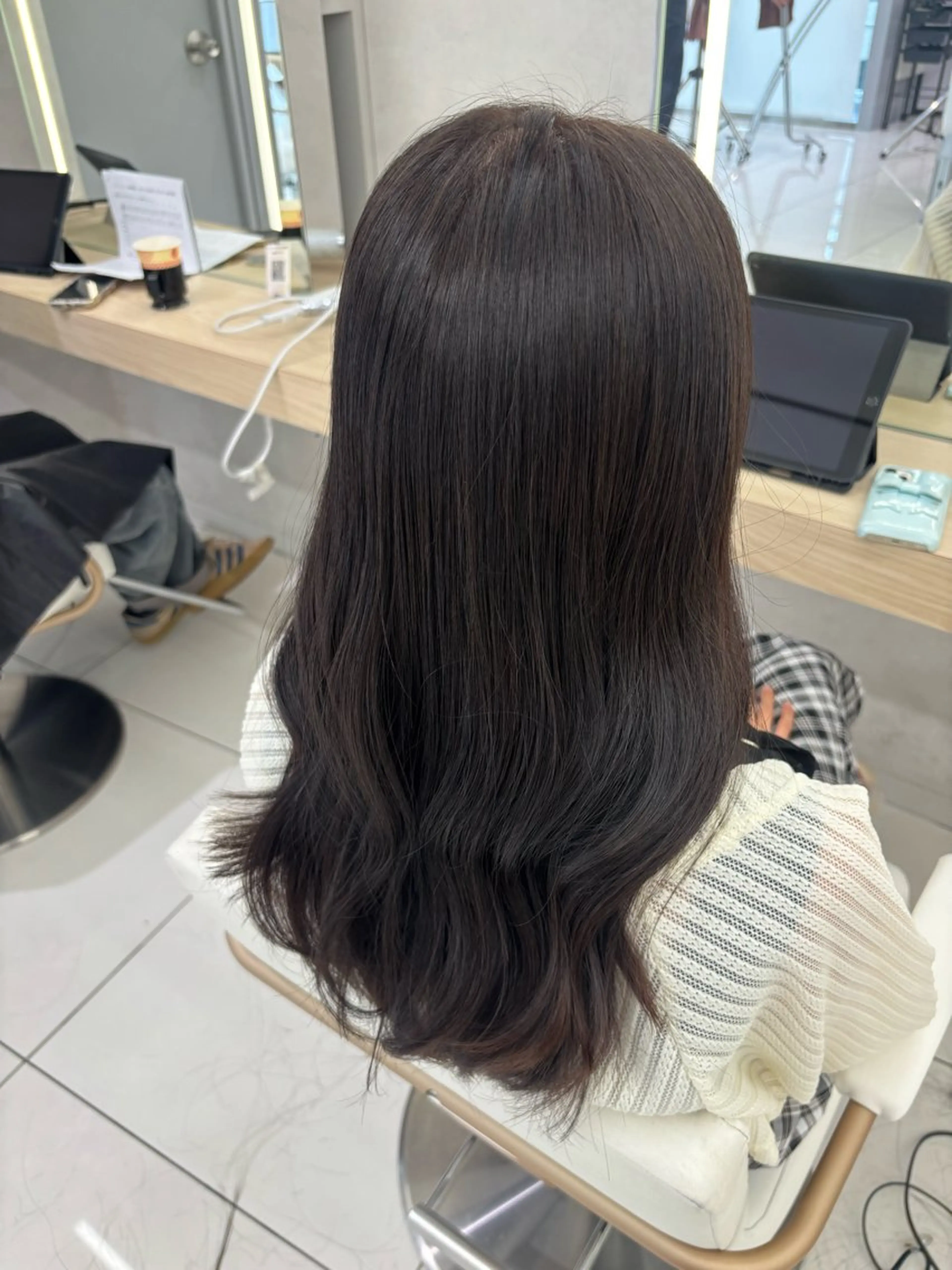 ロング カット ヘアカラー 韓国透明感カラー🌀 yuukiのヘアスタイル