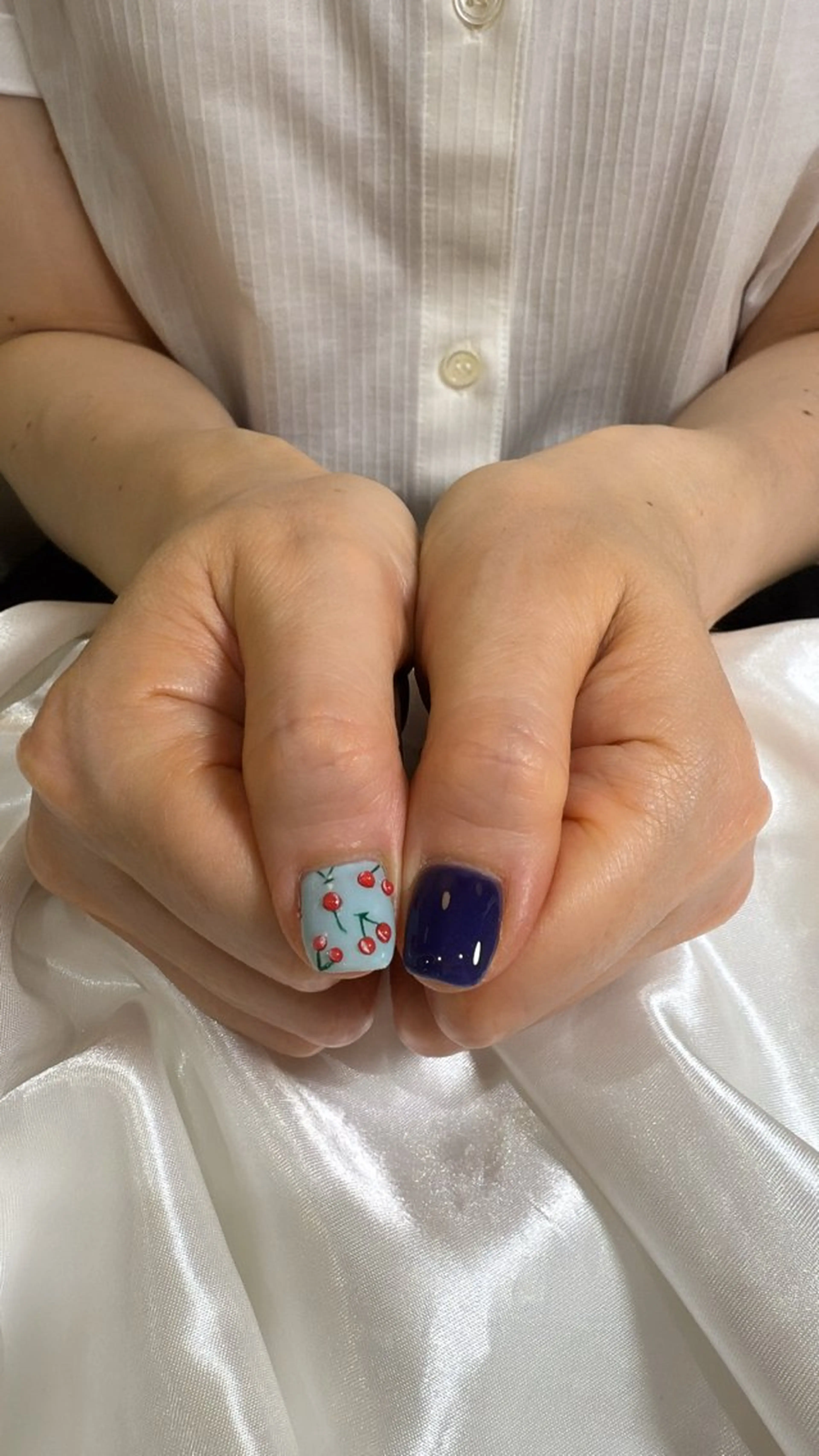 ネイル 栗林 夏鈴のネイルデザイン