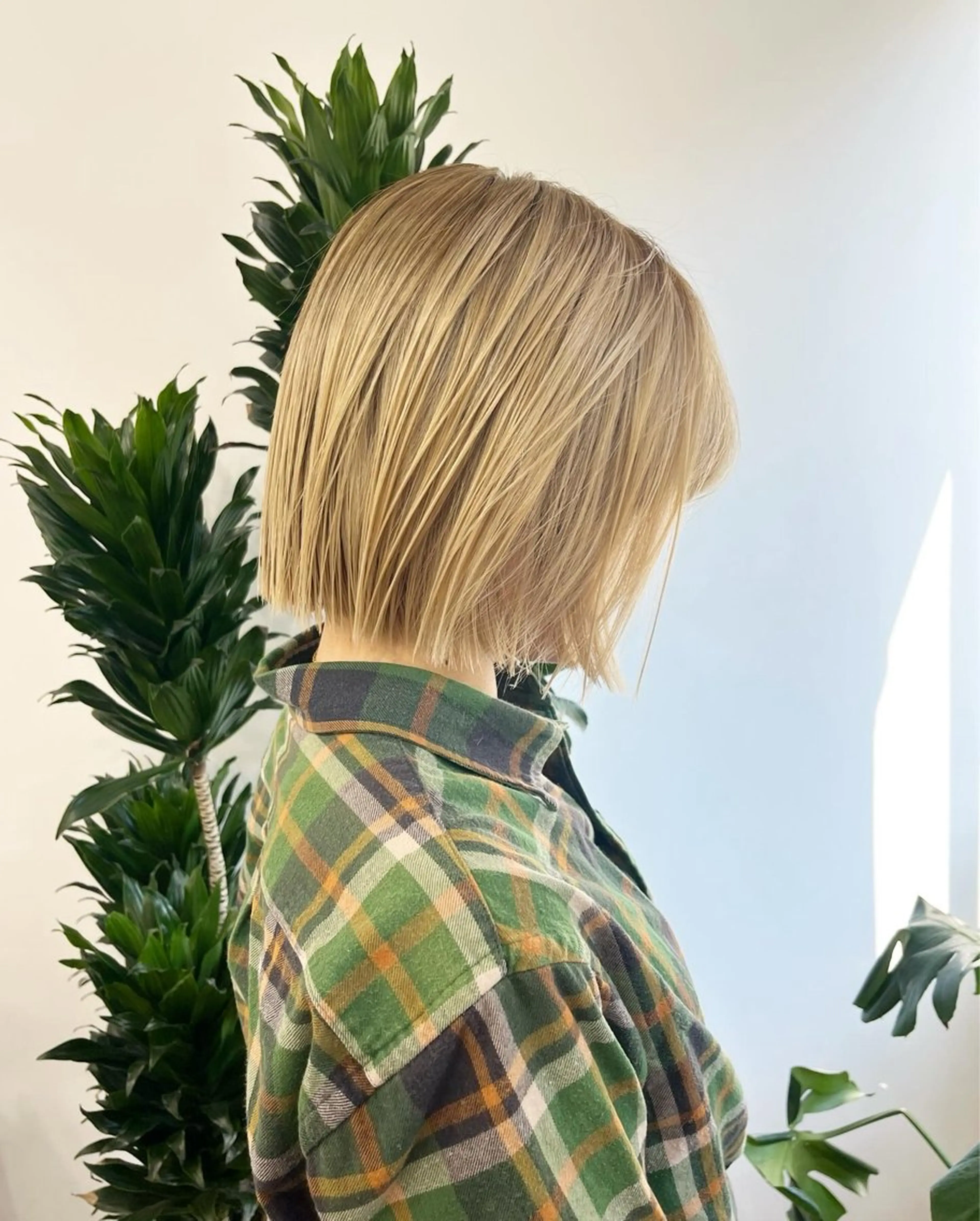 ミディアム カラー ヘアアレンジ 成人式 結婚式・ブライダル 切りっぱなしボブ ブロンド ボブ HIROKO / 透明感暖色カラー🎀のヘアスタイル