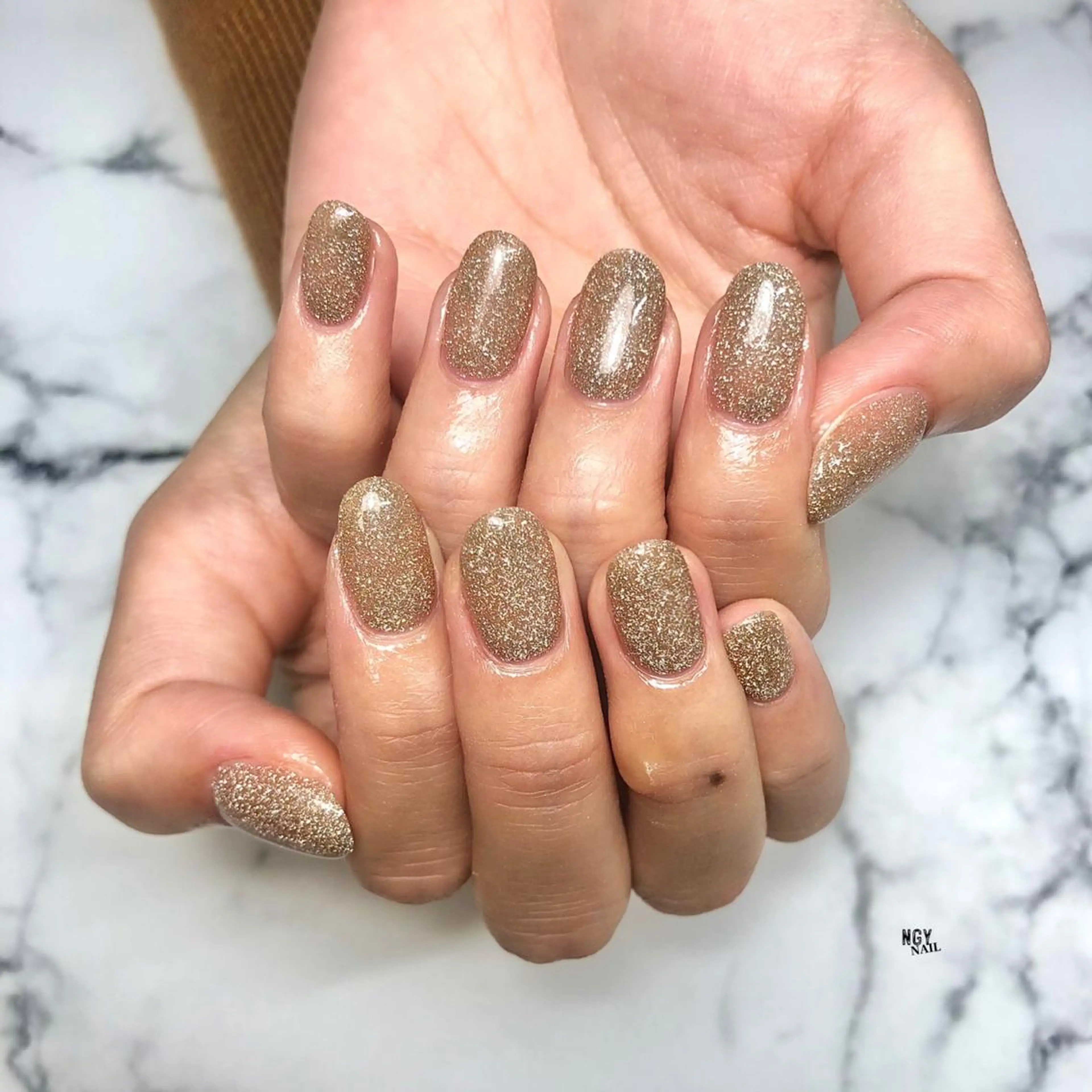 ネイル フラッシュネイル ジェルネイル キラキラネイル 韓国ネイル ラメ(グリッター) ハンドネイル NAIL NOWのネイルデザイン