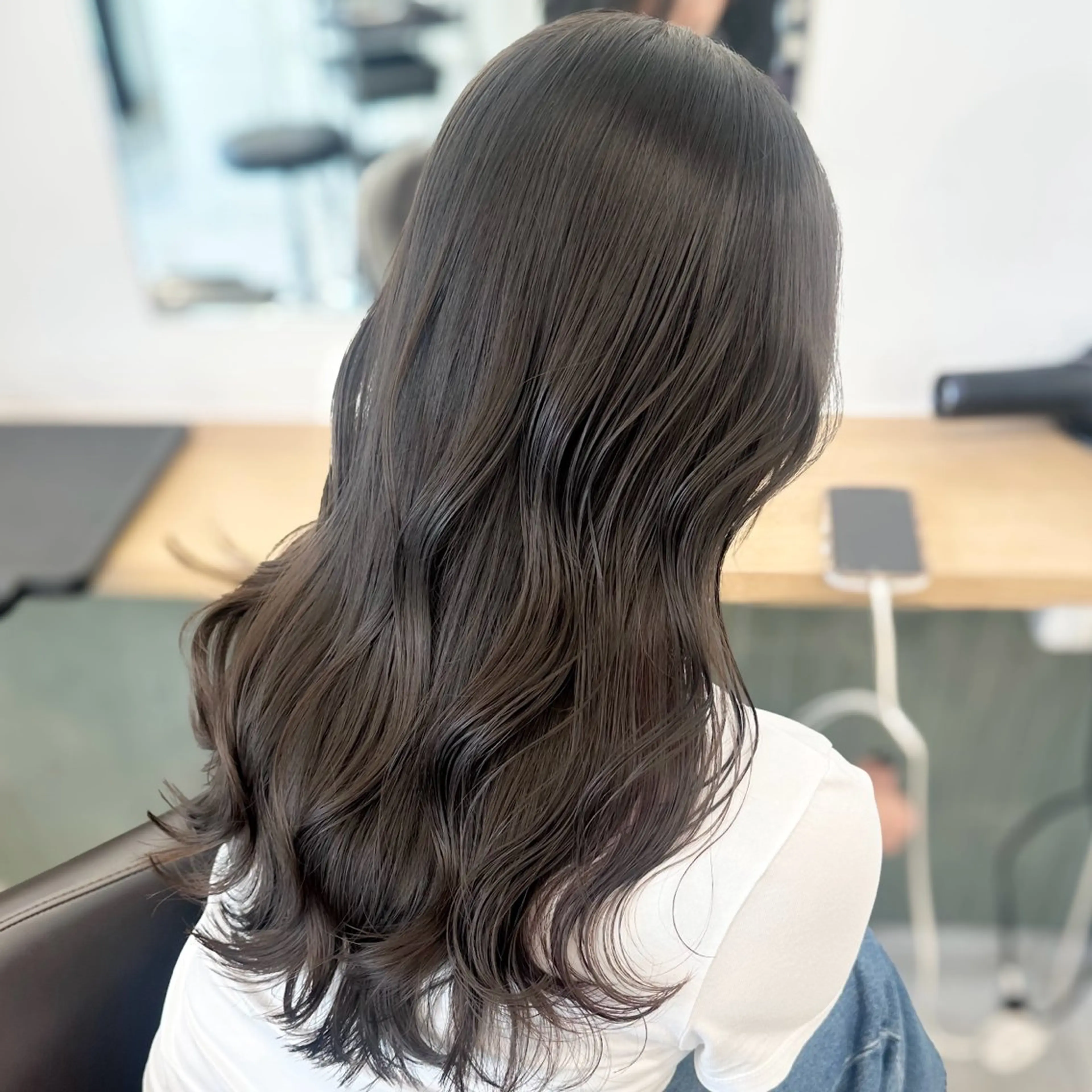 ロング カラー カット ヘアカラー トリートメント ブリーチなし/レイヤ ー特化🌈Tommyのヘアスタイル