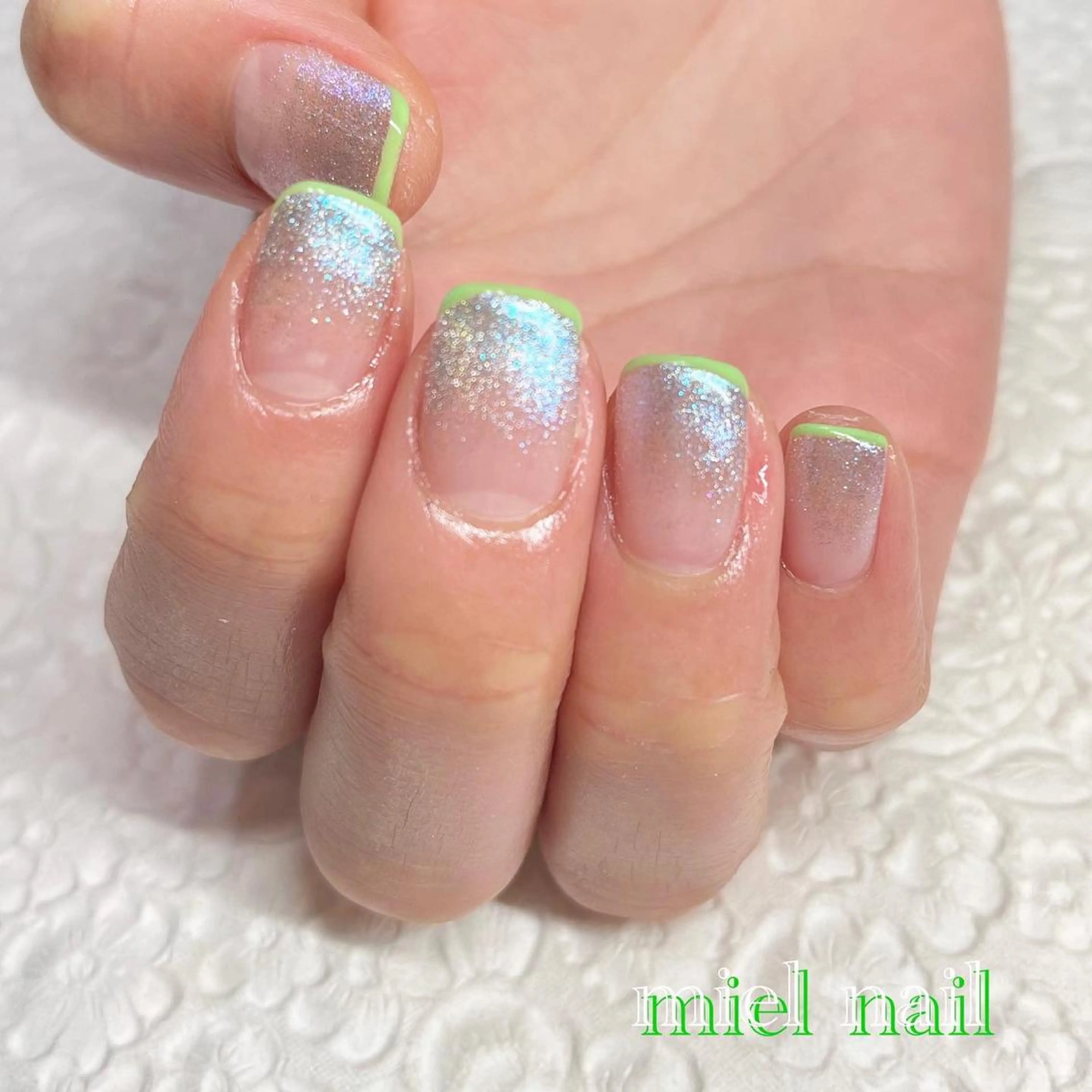 ネイル フレンチネイル キラキラネイル マグネットネイル シンプルネイル 春ネイル miel nailのネイルデザイン