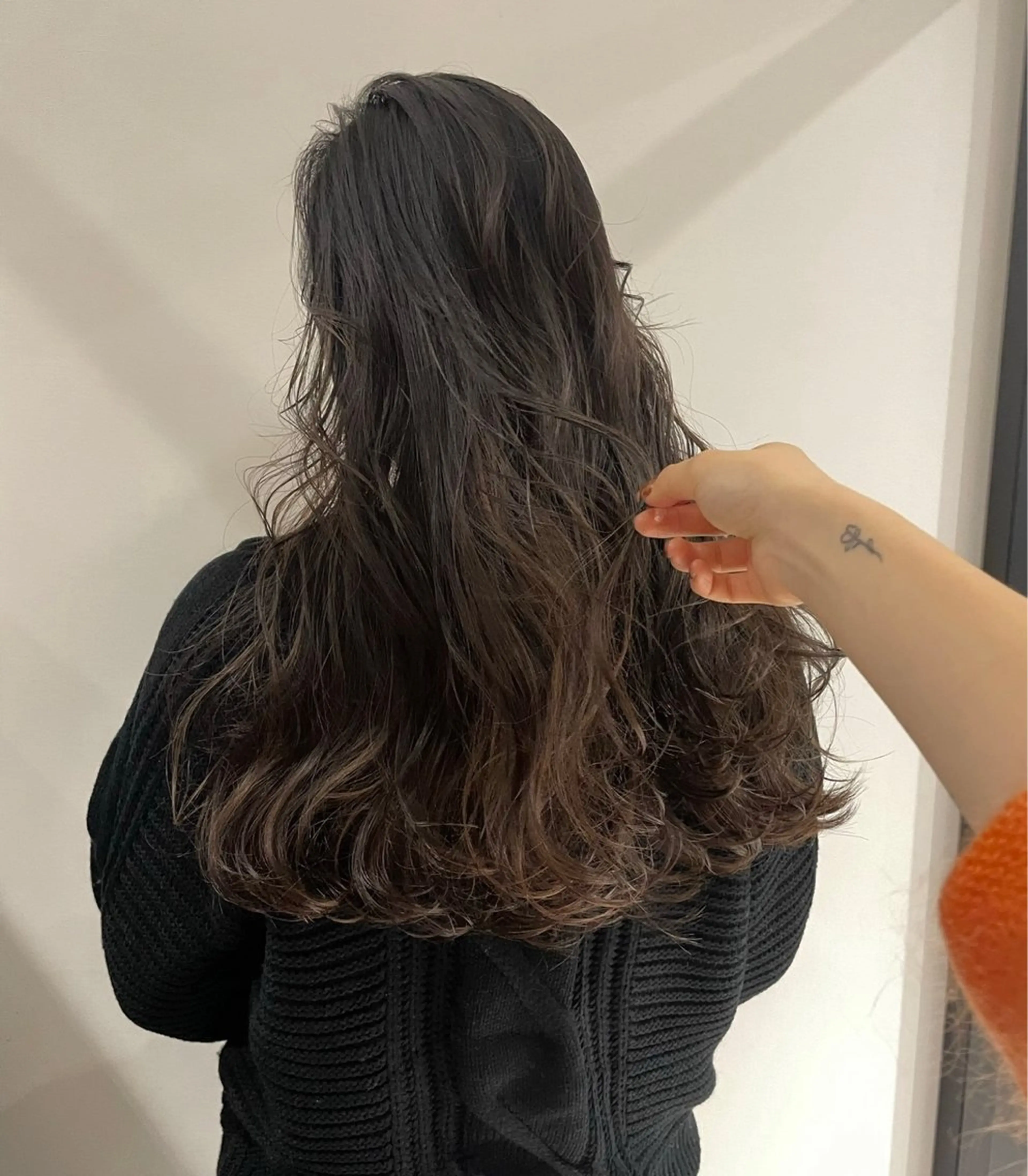 セミロング カラー GO TODAY シェアサロン Flos店所属・耳つぼジュエリー 👂🏻🌸ayaのエステ・リラクイメージ