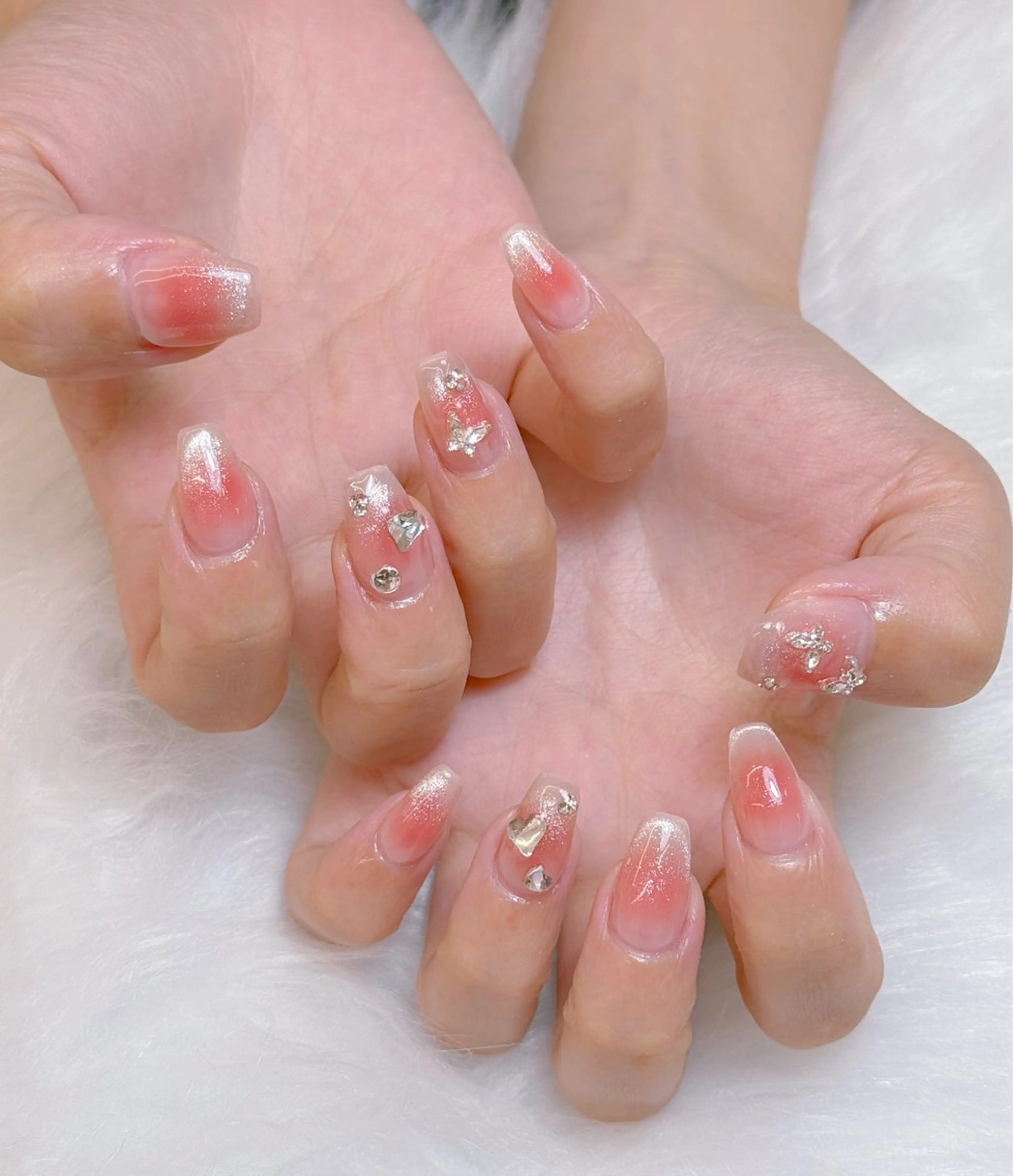 ネイル チークネイル 長さ出し フットネイル 韓国ネイル マグネットネイル Luxe Nailのネイルデザイン