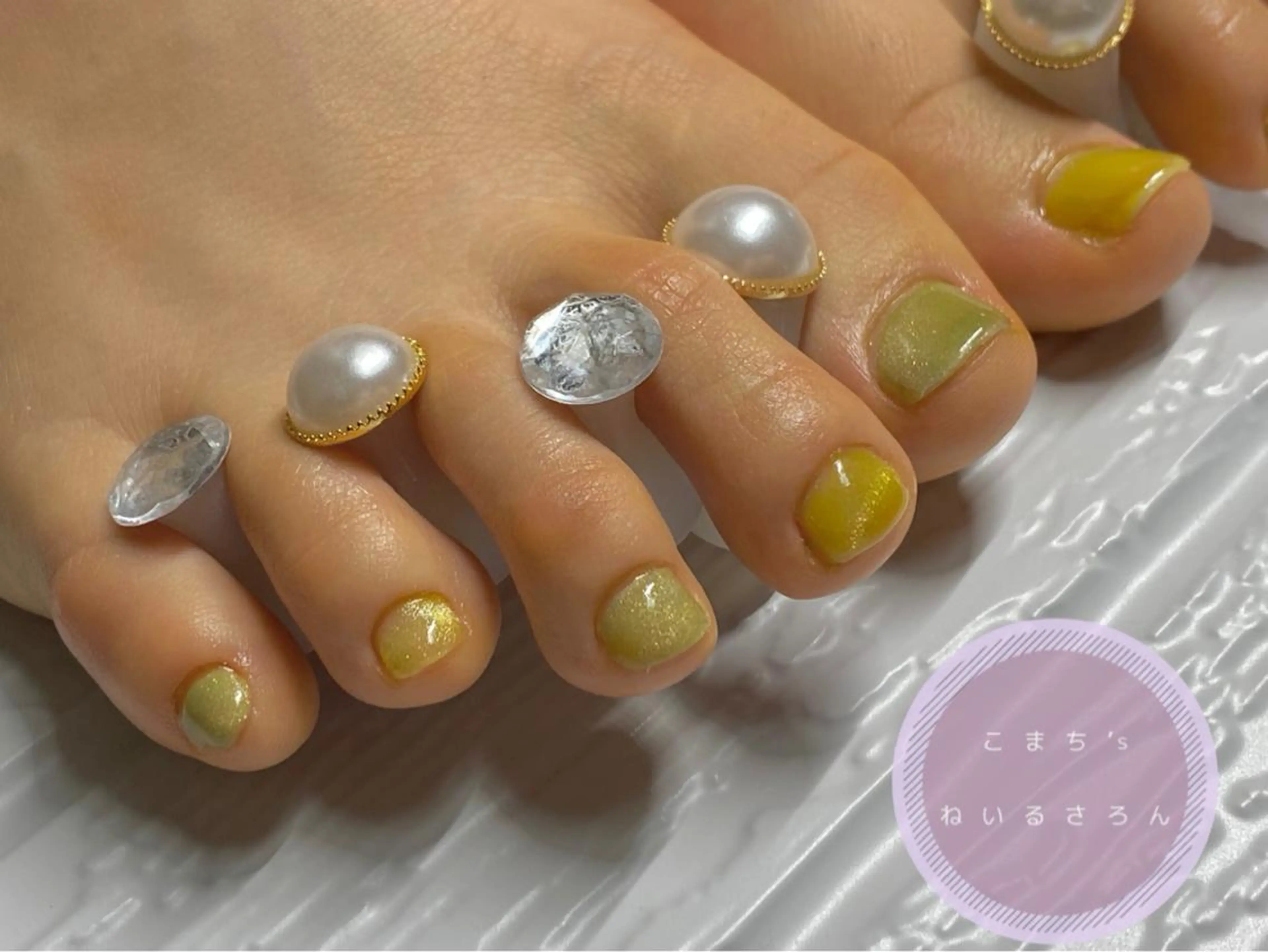 ネイル フットネイル akita kazumiのネイルデザイン