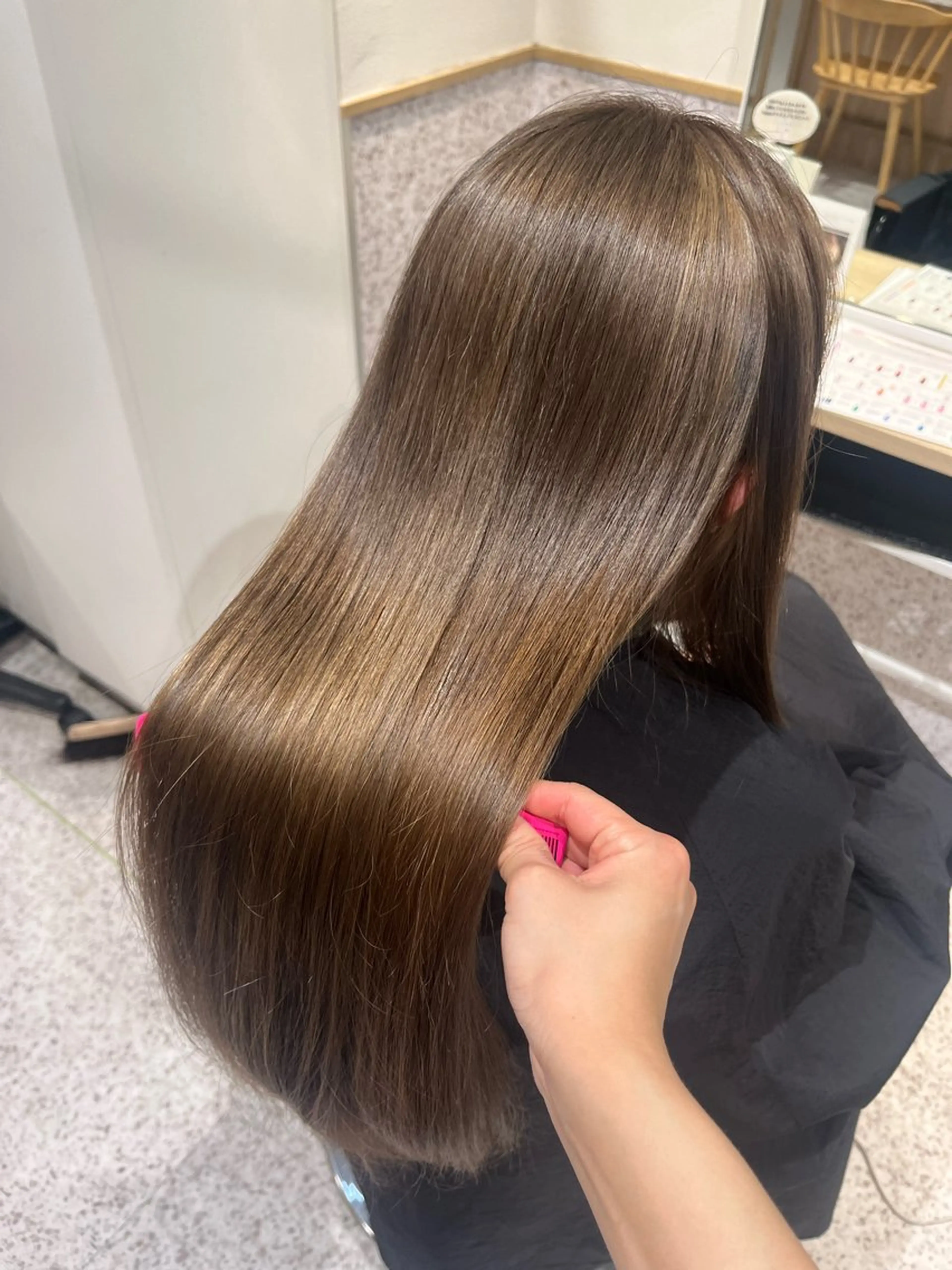 ロング カラー ダブルカラー イヤリングカラー ハイライトカラー ハイトーンカラー インナーカラー ヘアカラー トリートメント 髪質改善&艶カラー/ ほんだあみ (♡)のヘアスタイル