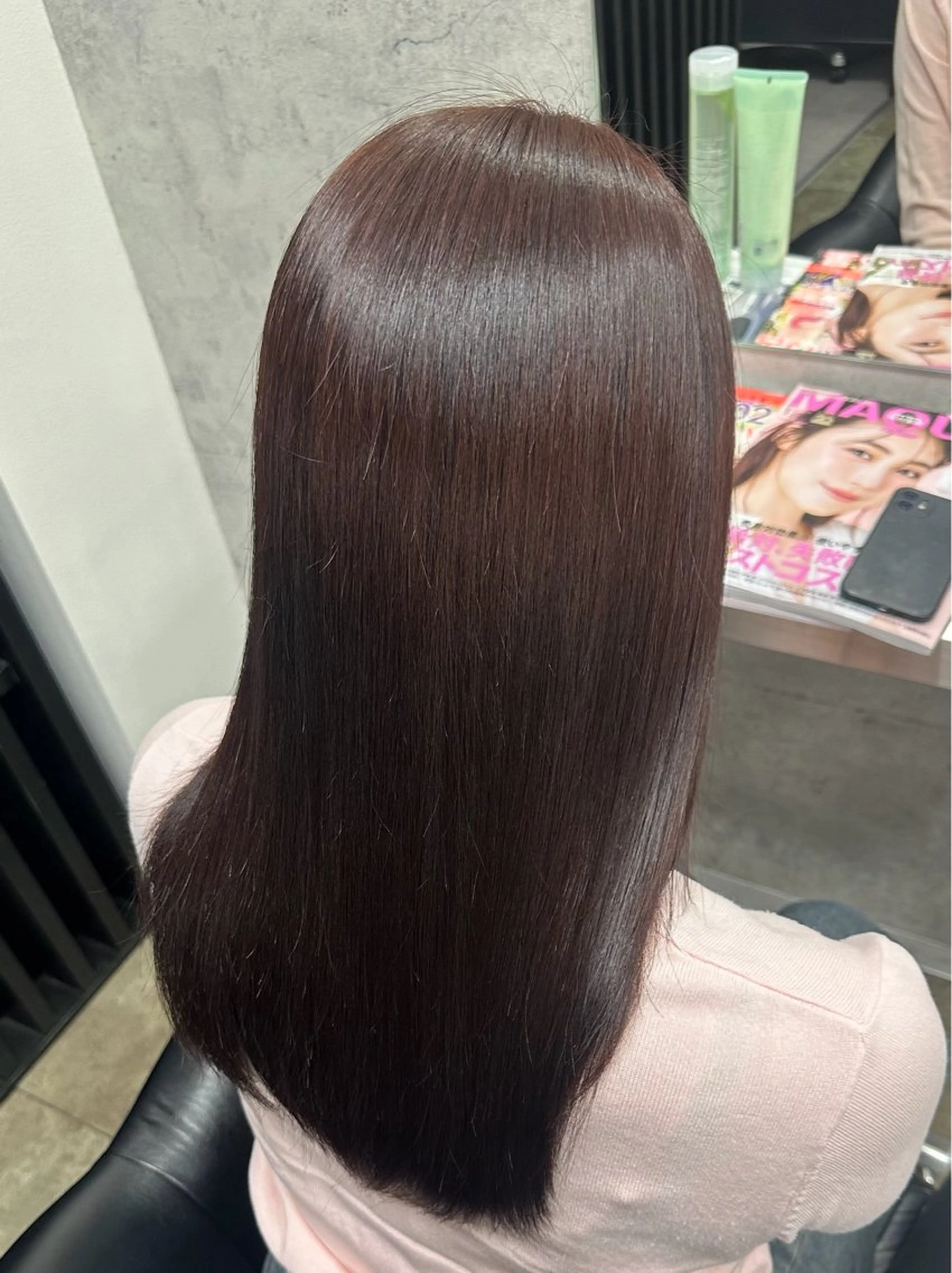 セミロング カラー ブリーチ ブリーチなしカラー レッドカラー Moe by aria所属・飯田 冴のヘアスタイル