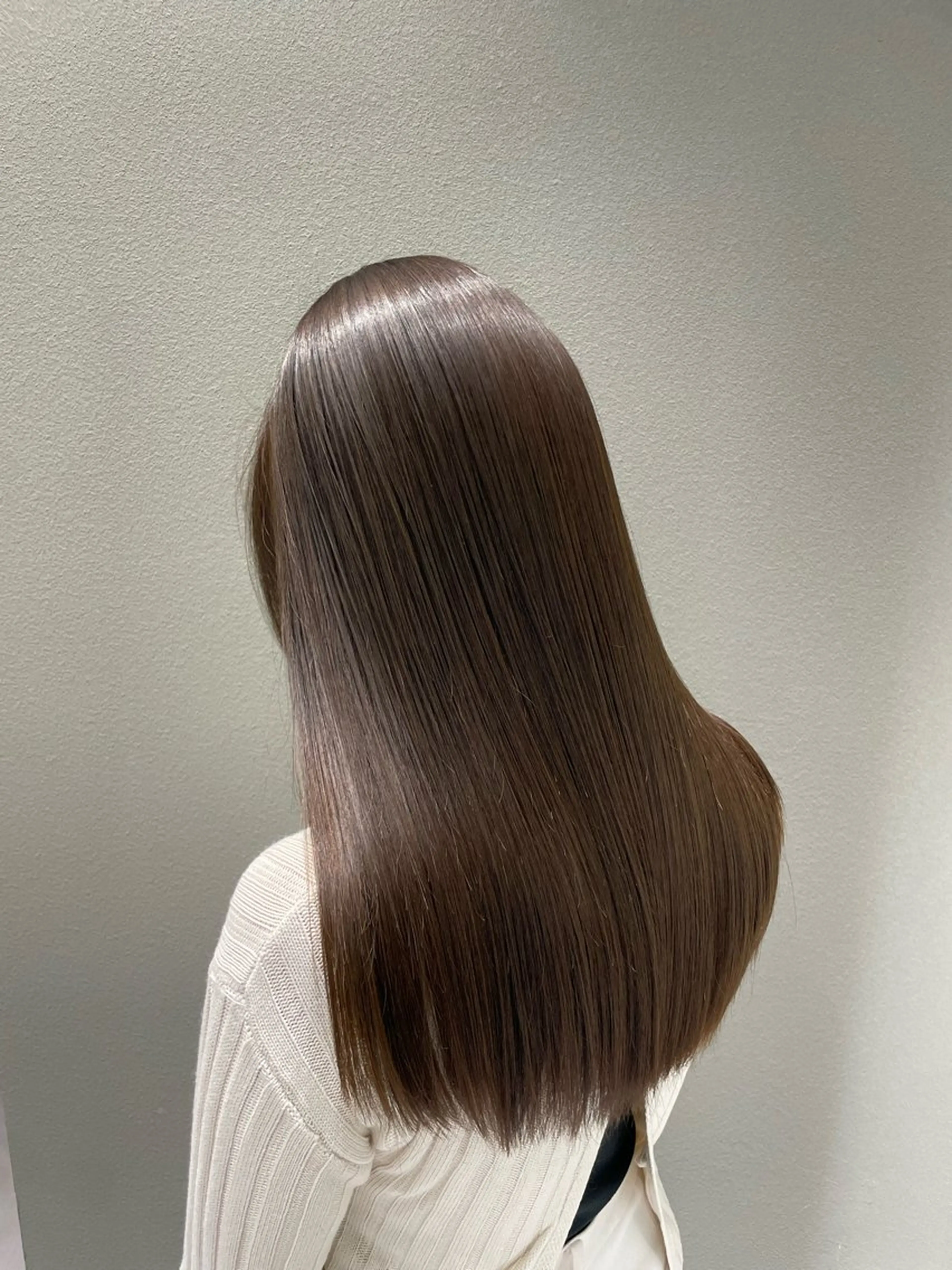 ミディアム カラー グレージュ カット ヘアカラー トリートメント 寺島 圭人のヘアスタイル