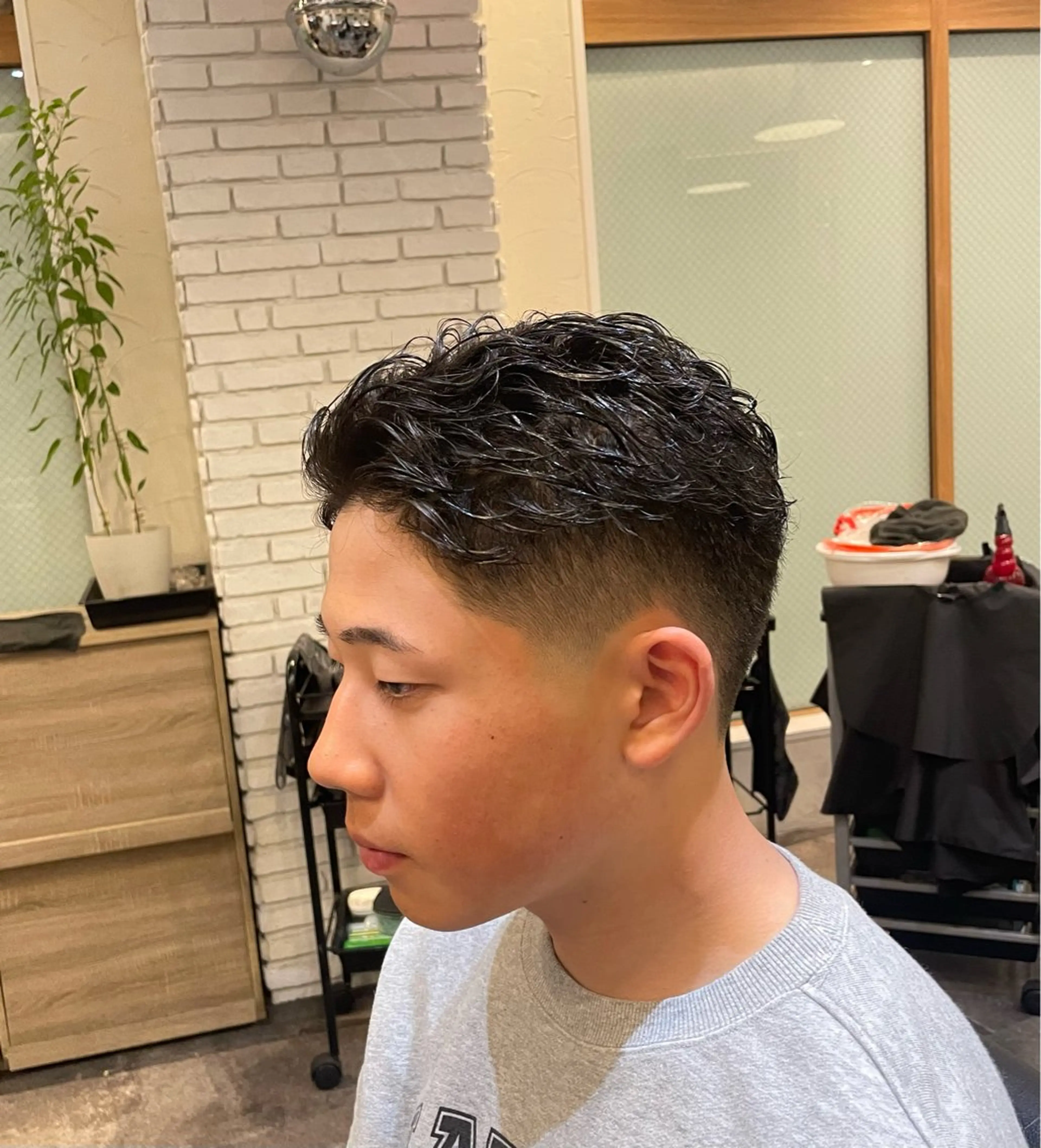 ショート パーマ メンズ smilehair国分寺店所属・💈barber 中根 龍星のヘアスタイル