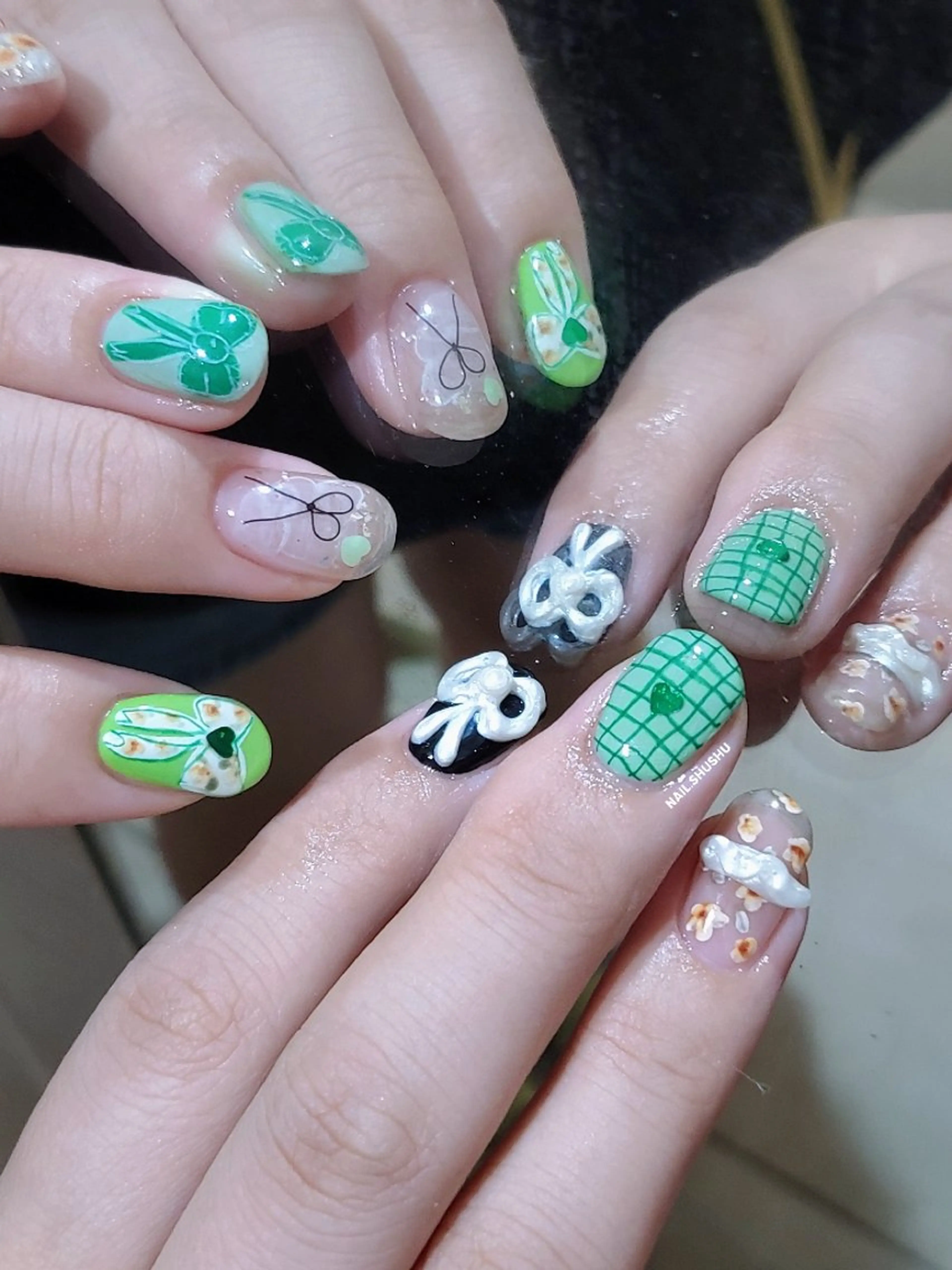 ネイル 3dパーツ/流行り 👧shushu❤️のネイルデザイン