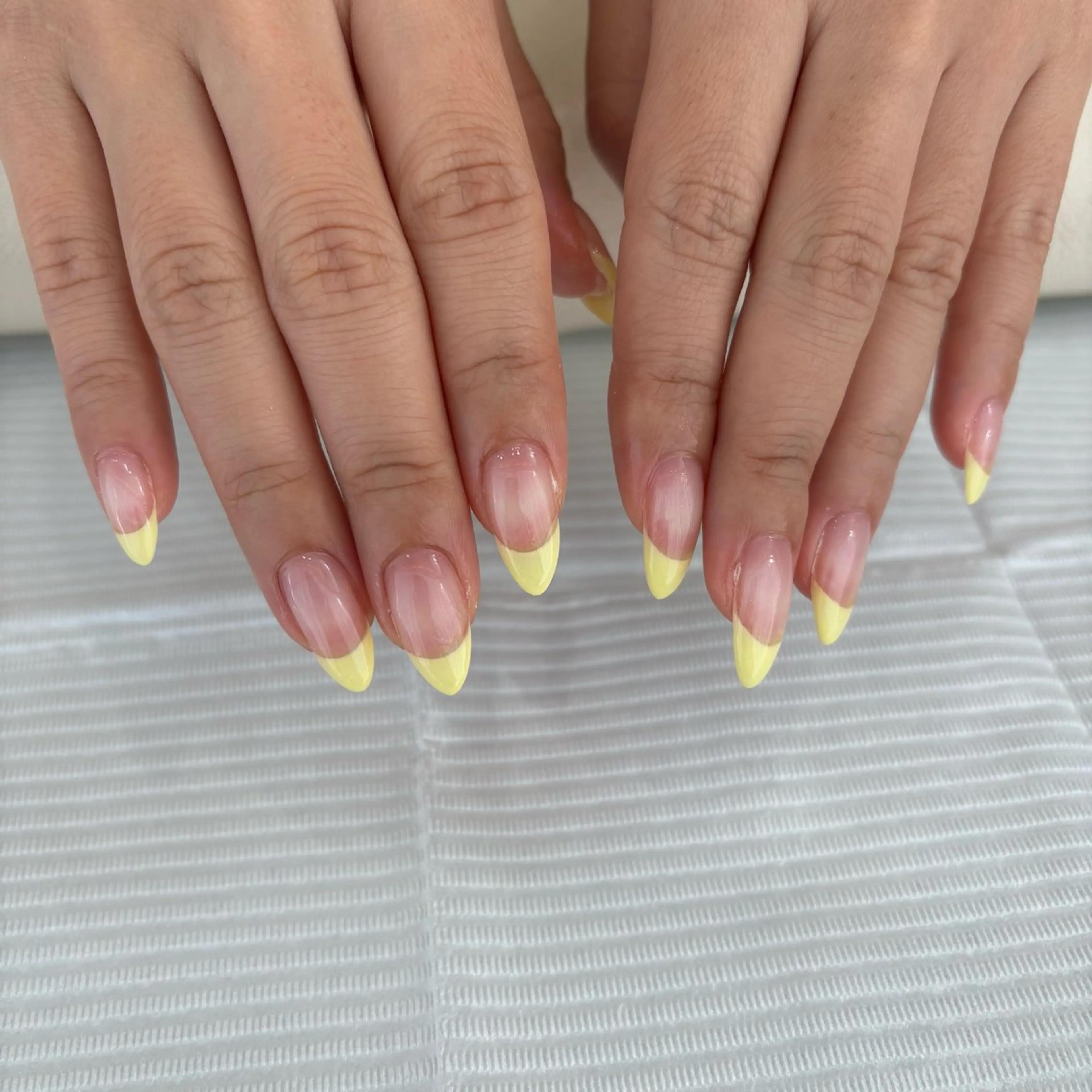 ネイル フレンチネイル アッカスタイル所属・アッカスタイル 天野のネイルデザイン