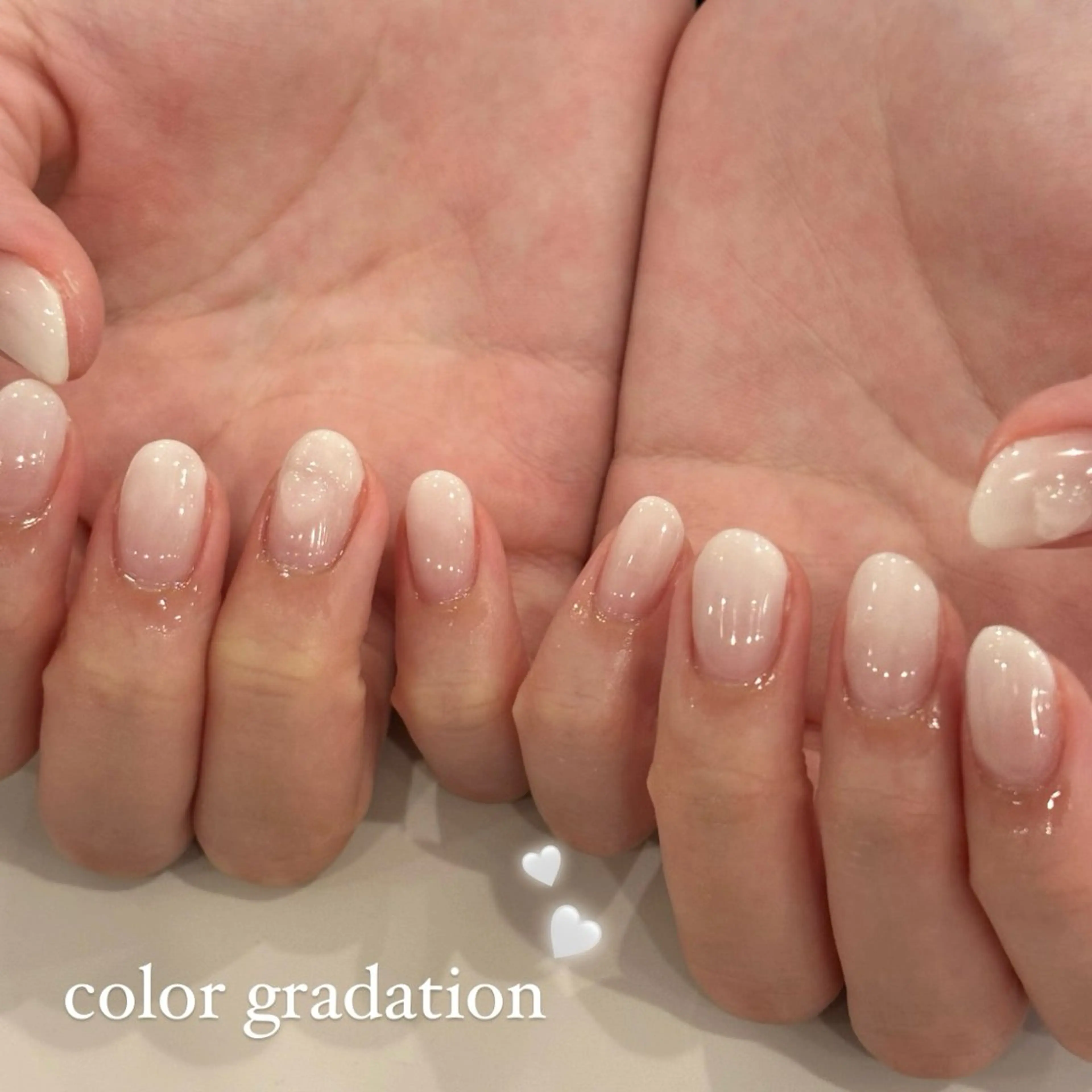 ネイル グラデーション ホワイト ハンドネイル millie ainee太田のネイルデザイン