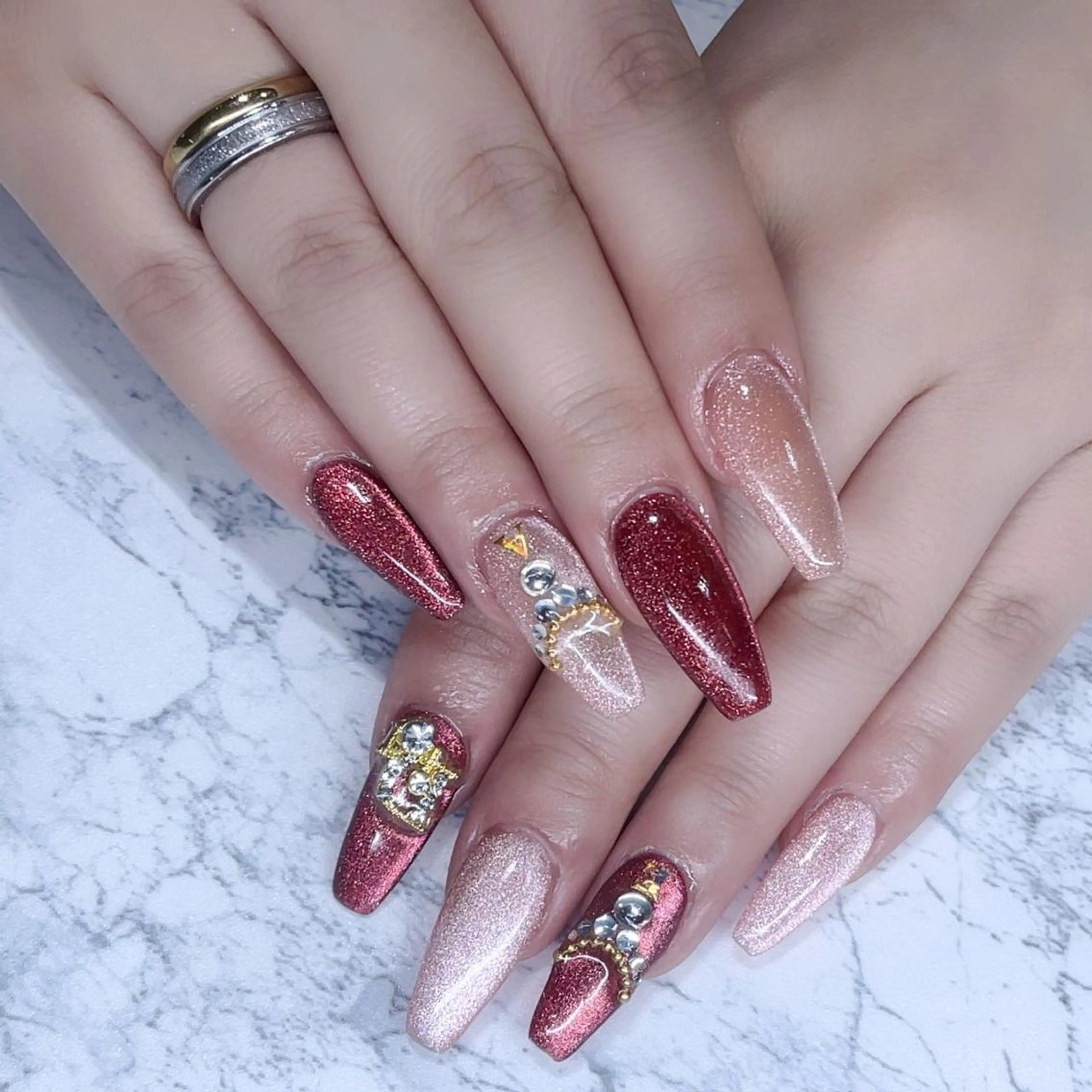 ネイル Queens ゲンのネイルデザイン