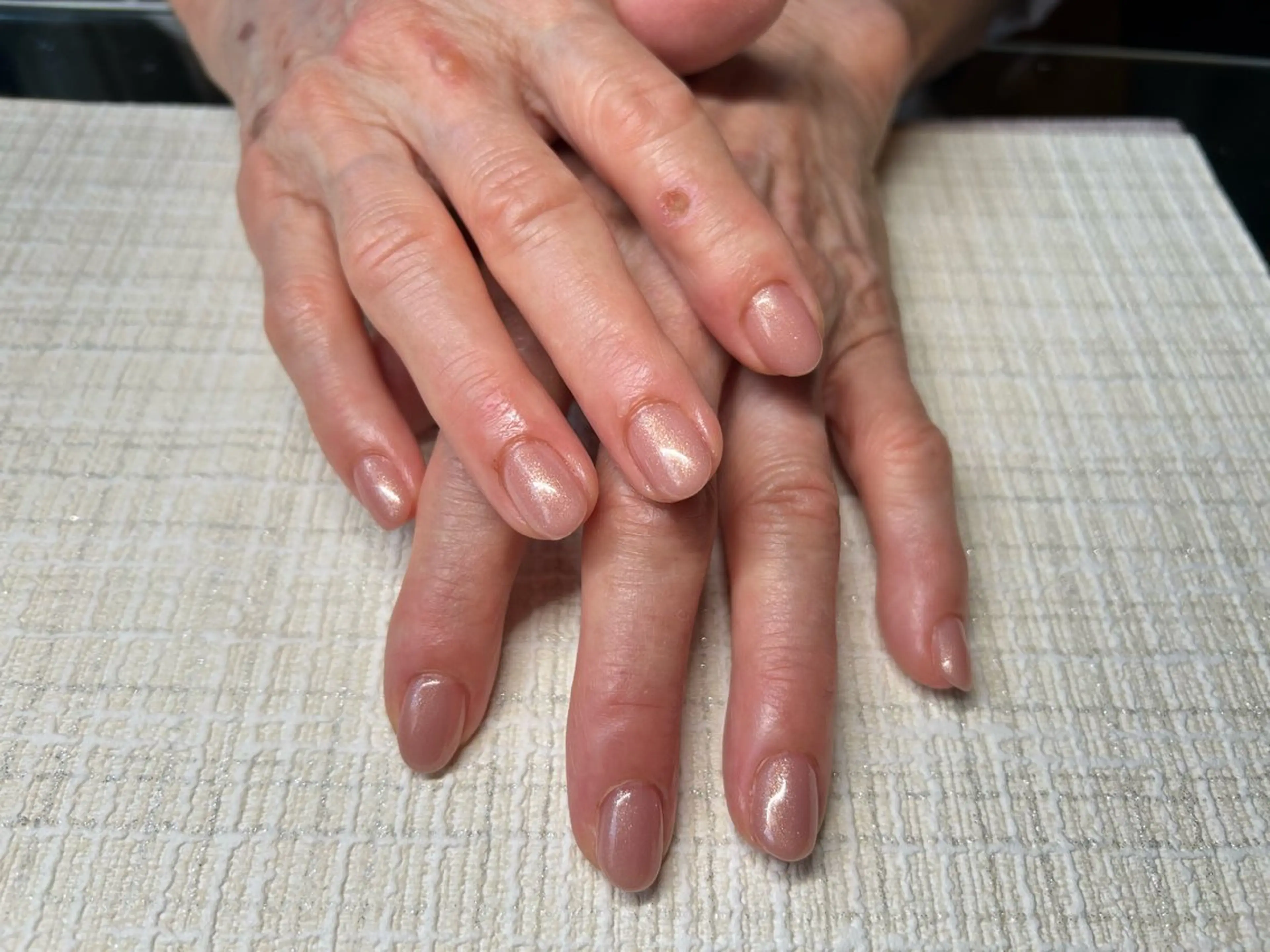 ネイル シンプルネイル ハンドネイル Lisa’s Salonのネイルデザイン