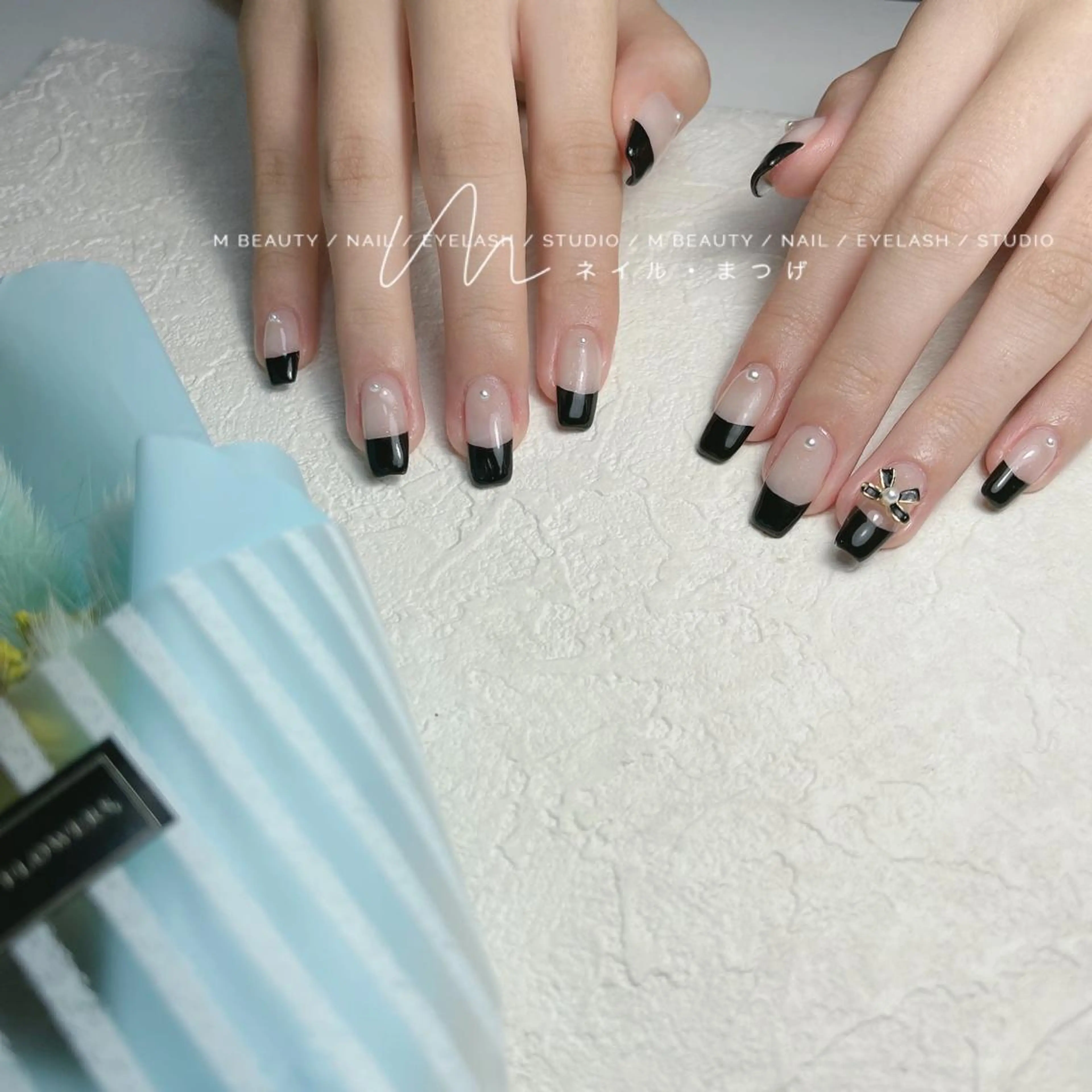 ネイル ストーンネイル M🌷nail 長さだし専門店のネイルデザイン