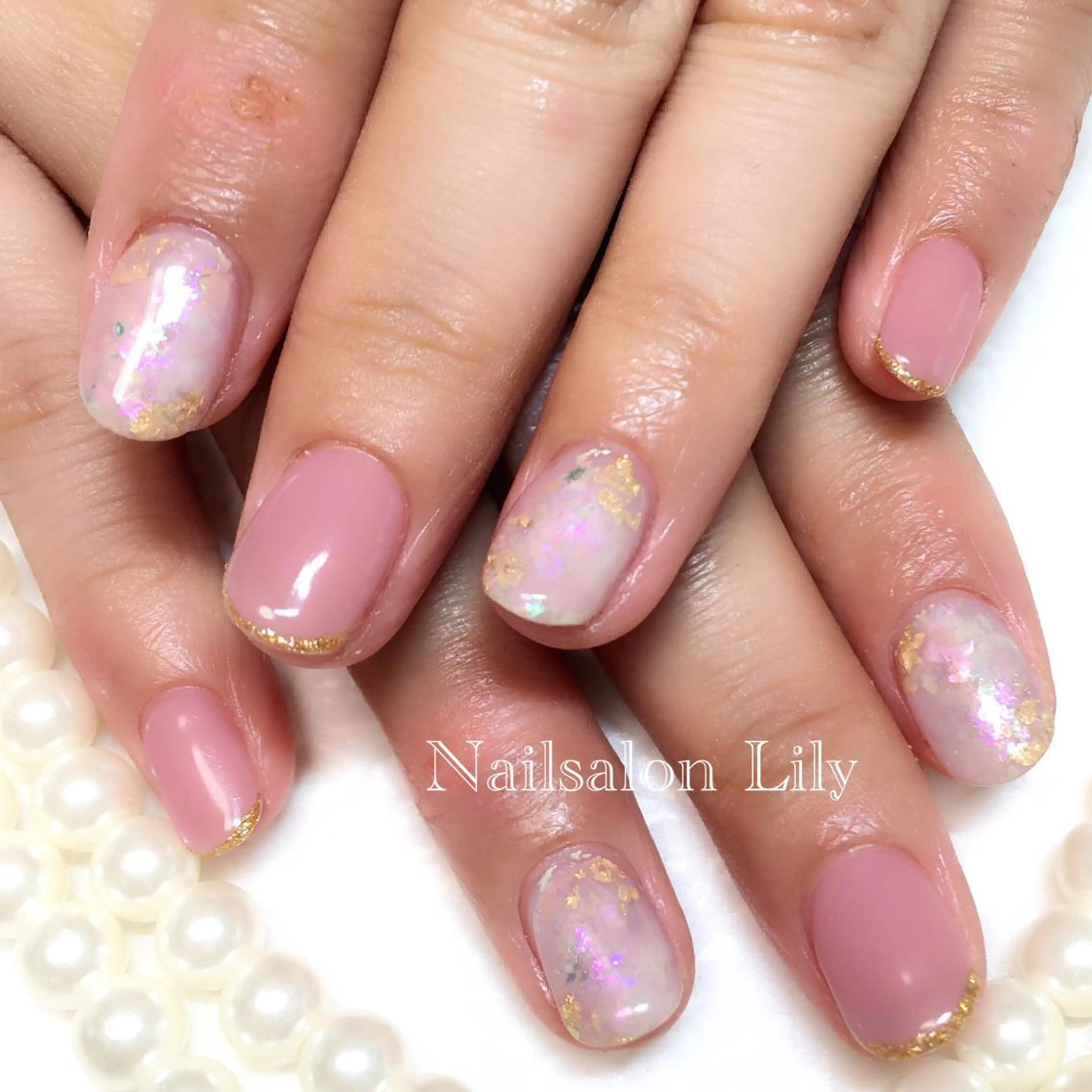 ネイル キラキラネイル Nailsalon Lilyのネイルデザイン