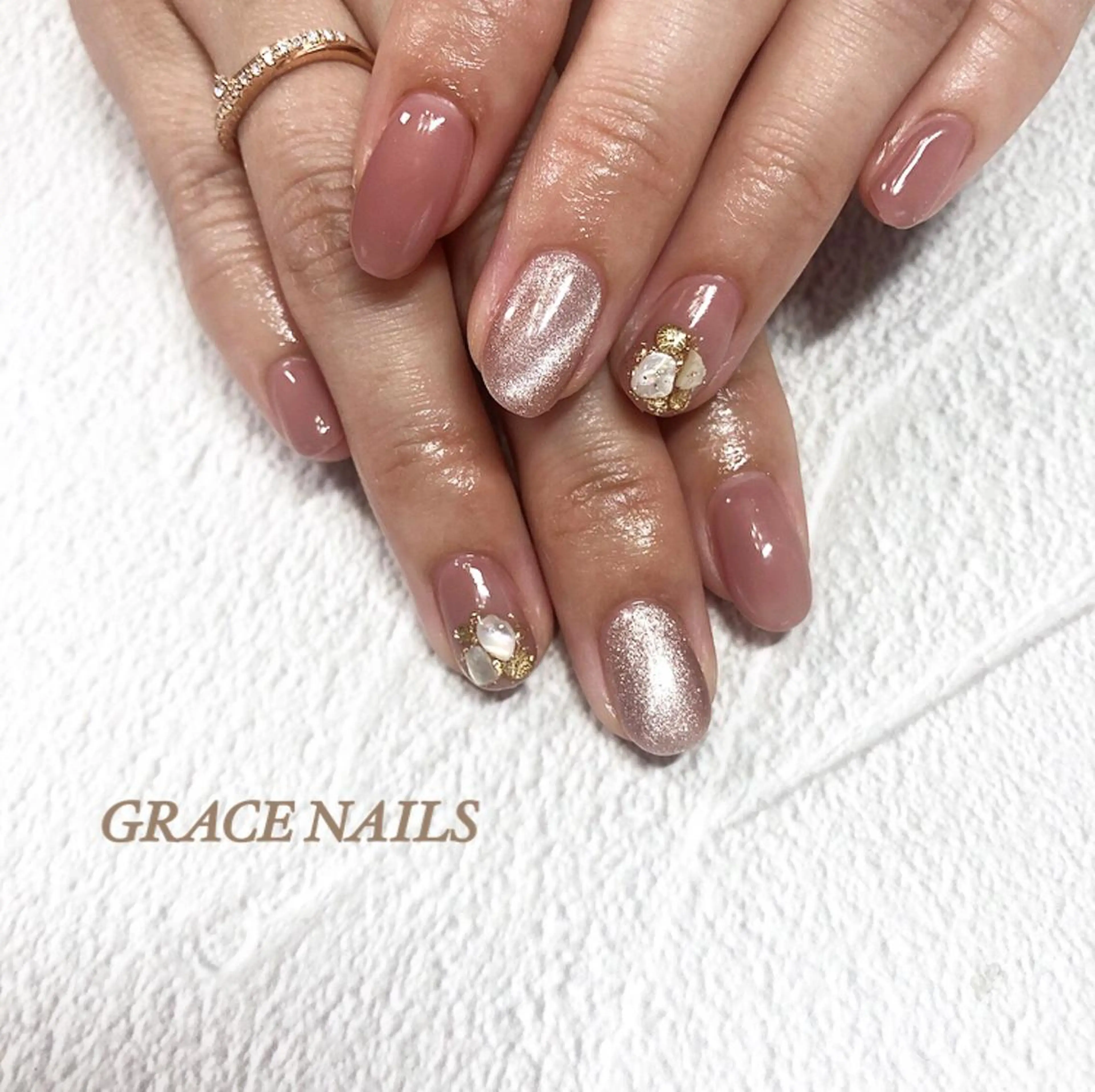 ネイル ハンドネイル フットネイル GRACE NAILSのネイルデザイン