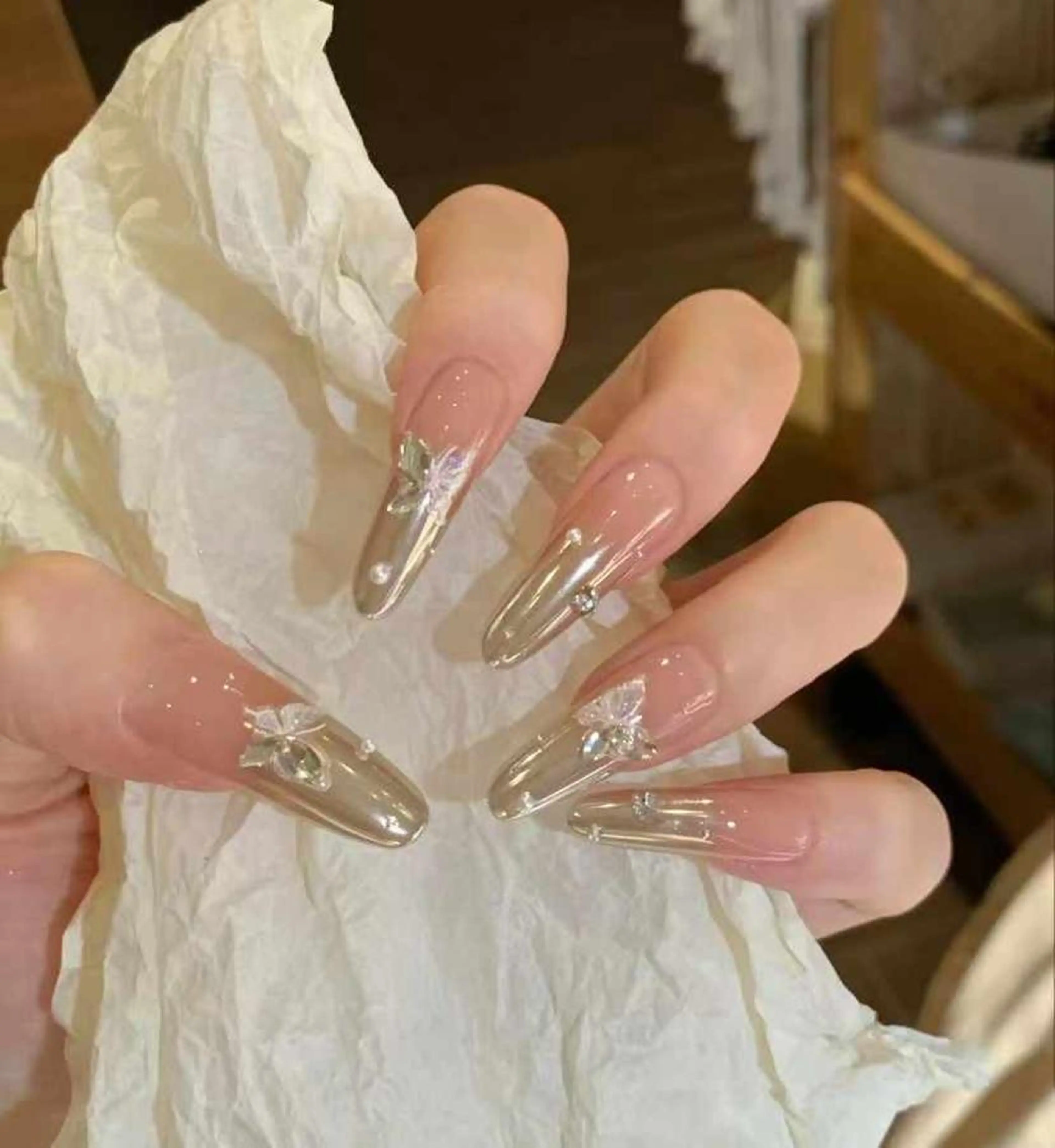 ネイル VIVIAN エイのネイルデザイン