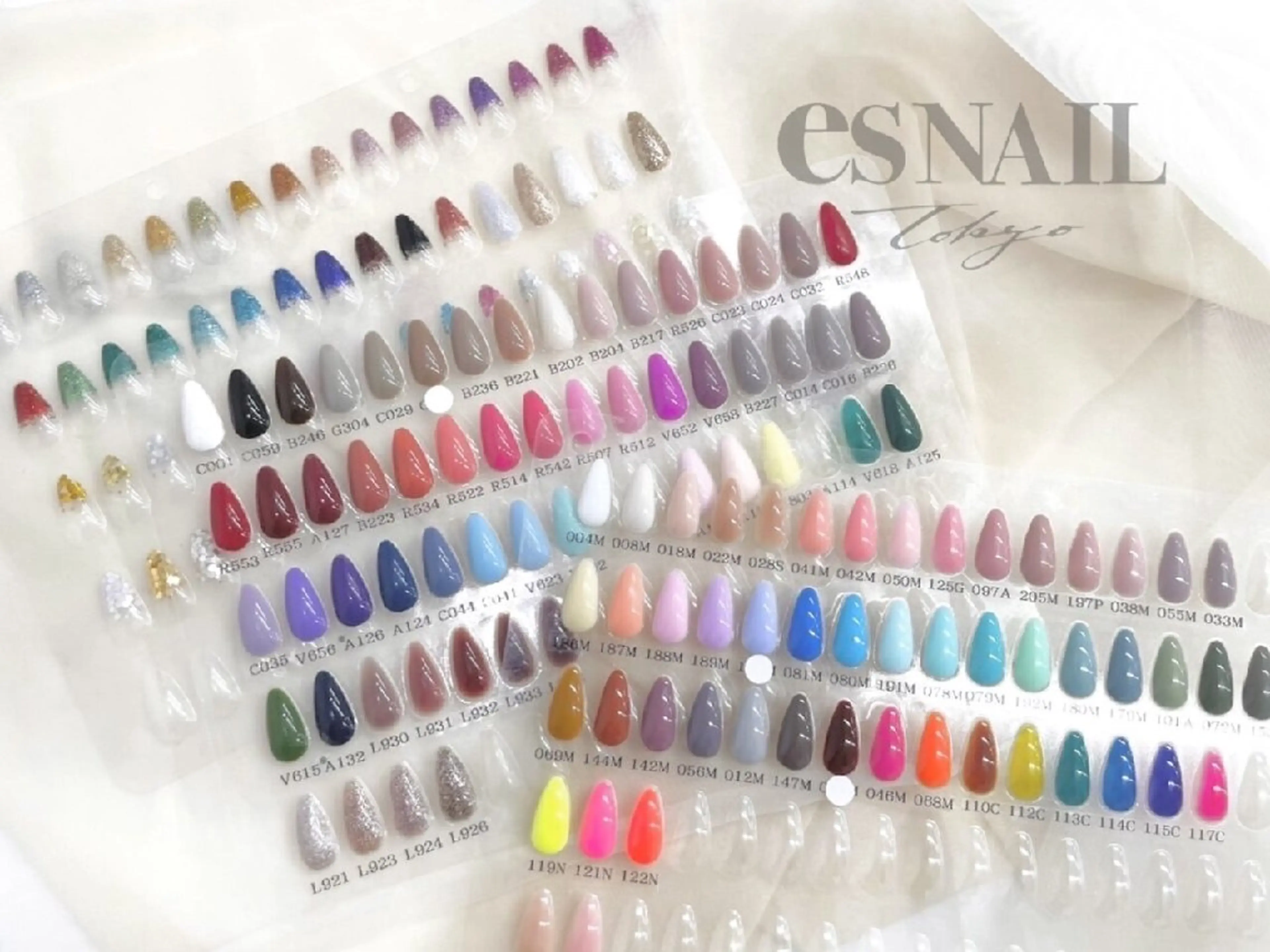 ネイル ワンカラーネイル esNAIL新宿西口店所属・本田 きょうかのネイルデザイン