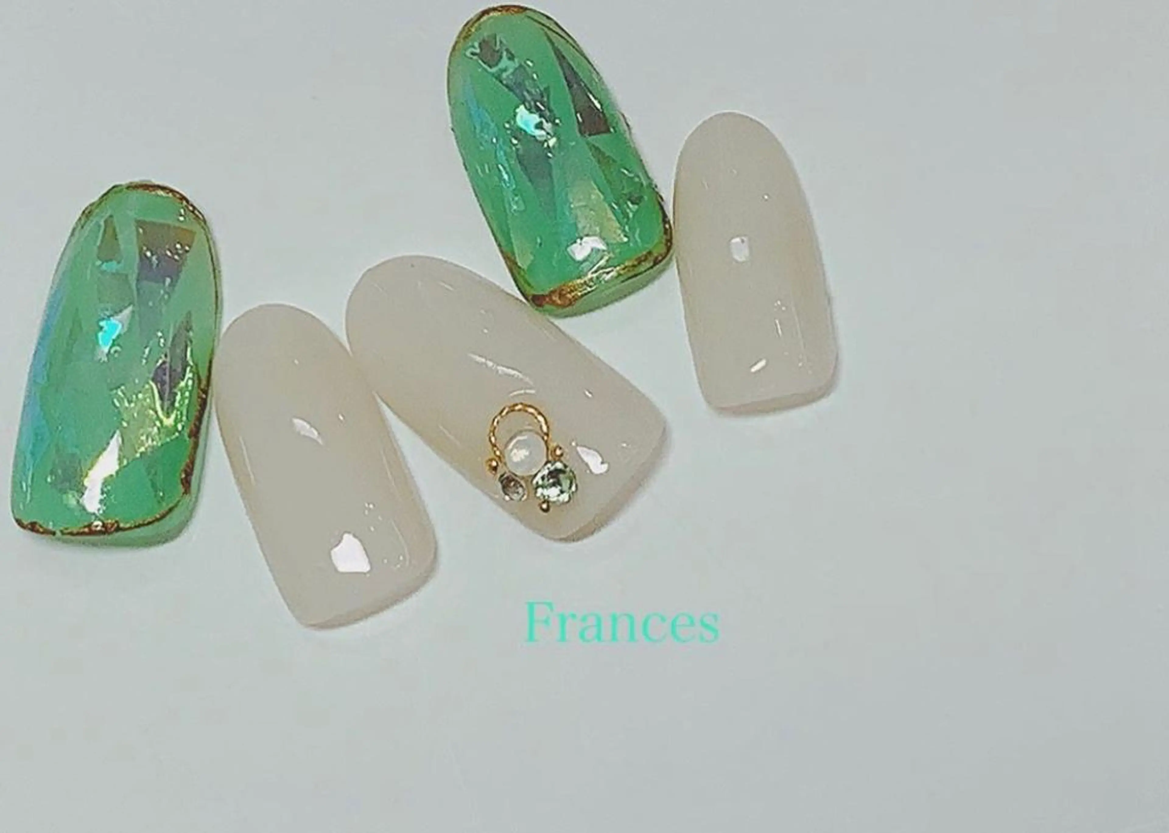 ネイル Frances 今村のネイルデザイン