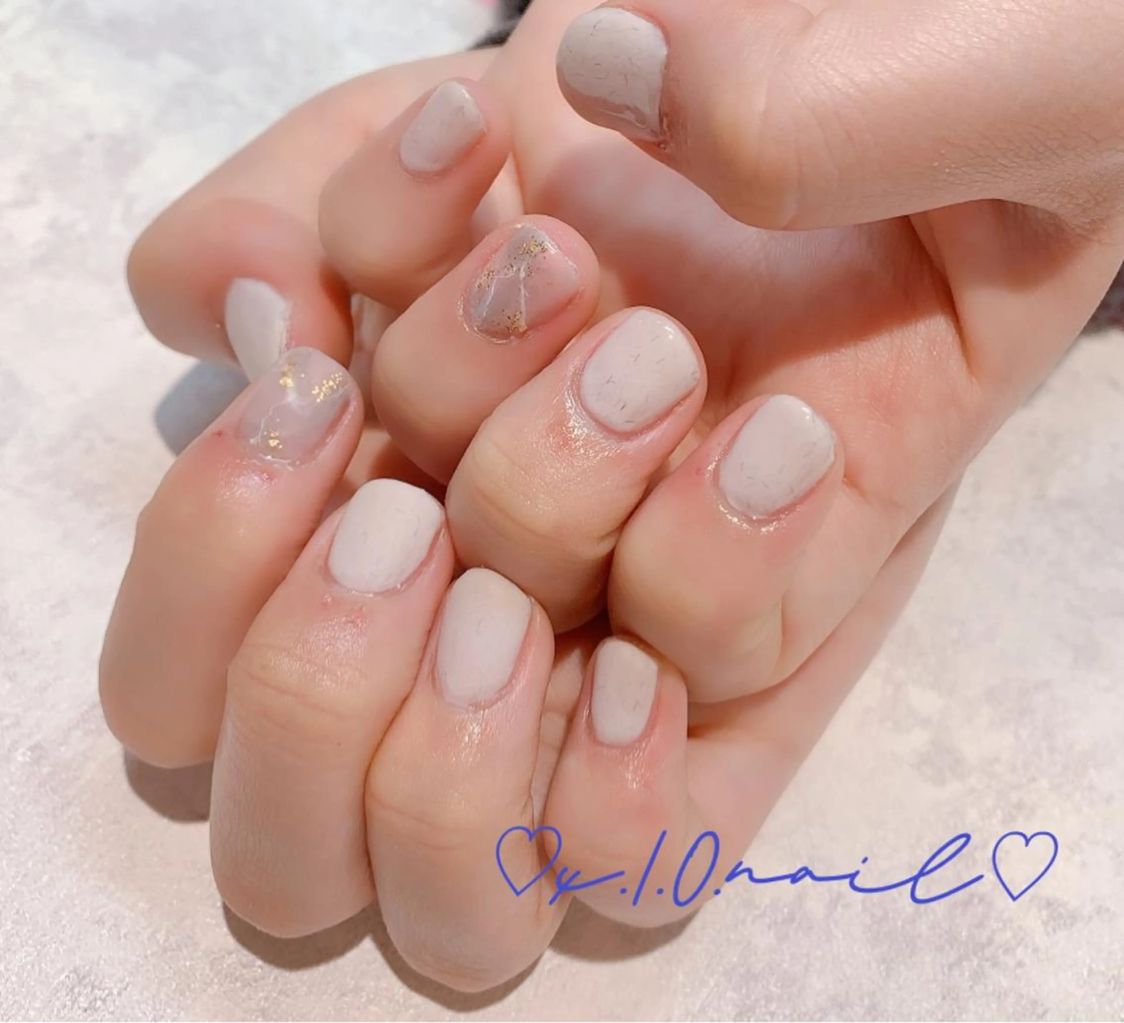 ネイル アニマル柄 アートネイル マットネイル ニュアンスネイル ネイルチップ x.1.0.nail ♡Cのネイルデザイン