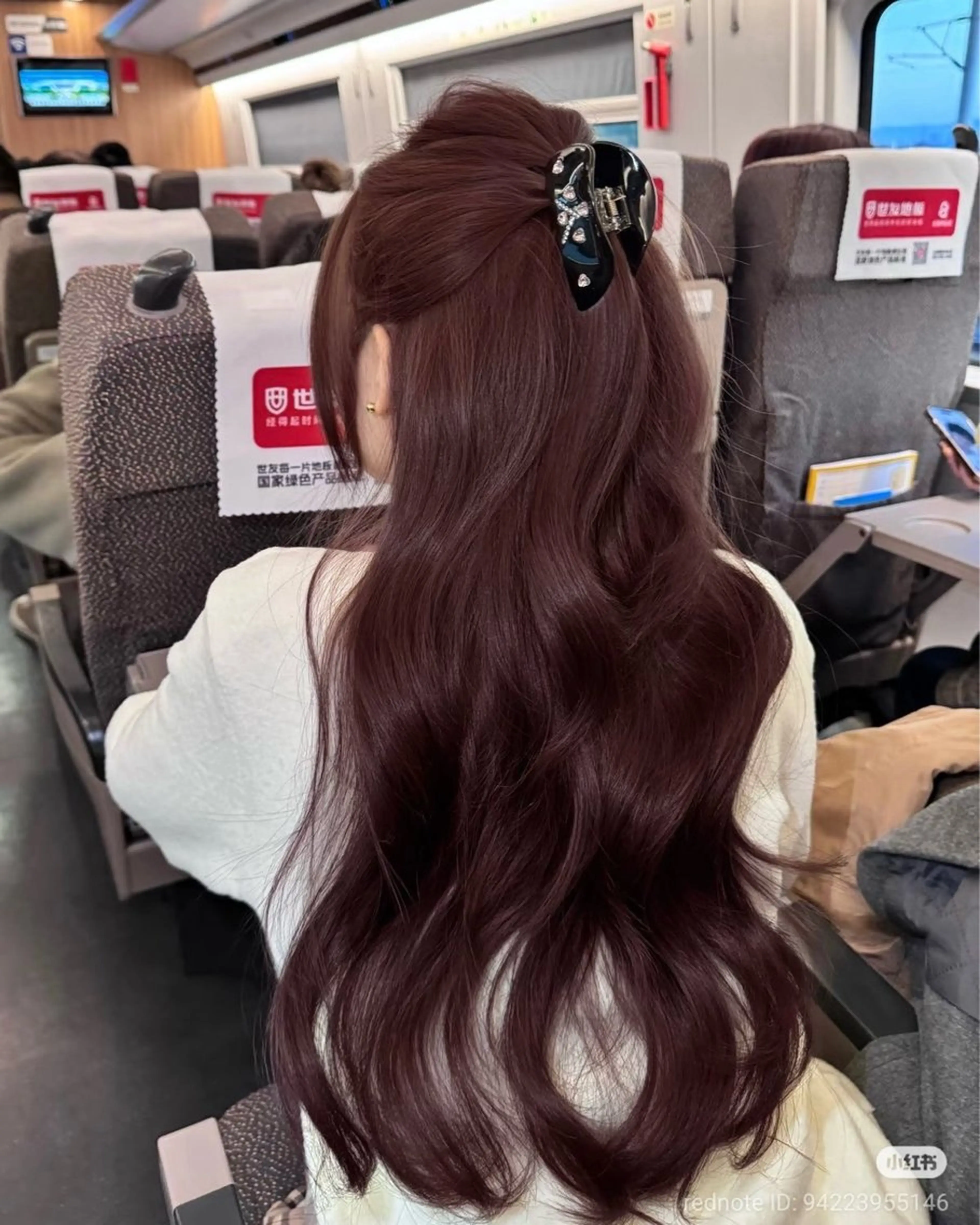 ロング カラー カット ヘアカラー トリートメント ヘッドスパ 艶モテ韓流ヘア 🤍りんのヘアスタイル