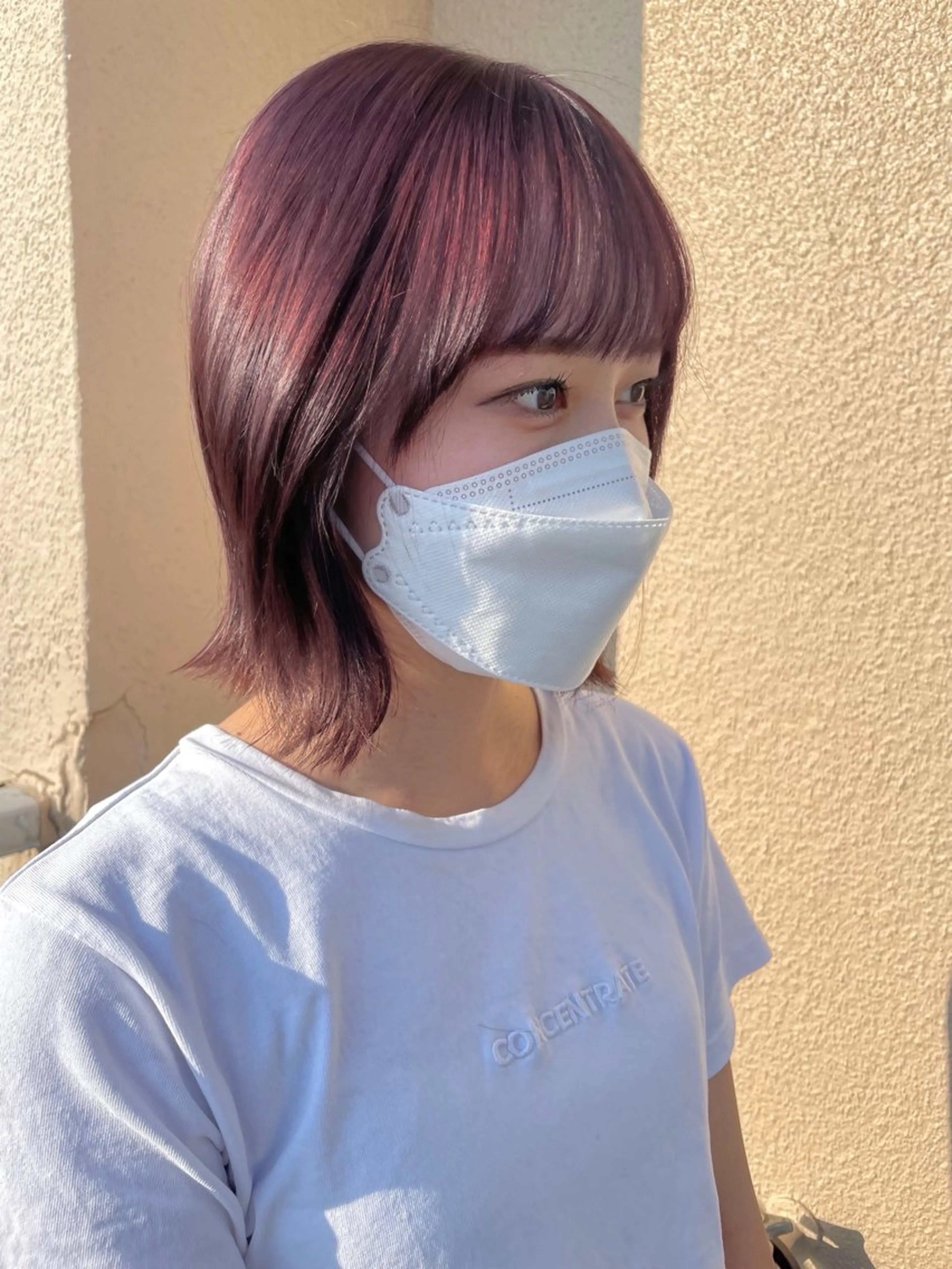 ミディアム カラー ブリーチ ダブルカラー ブリーチなしカラー ローズカラー ボブ カット ヘアカラー ブリーチなしで透け感 暖色カラーボブaoiのヘアスタイル