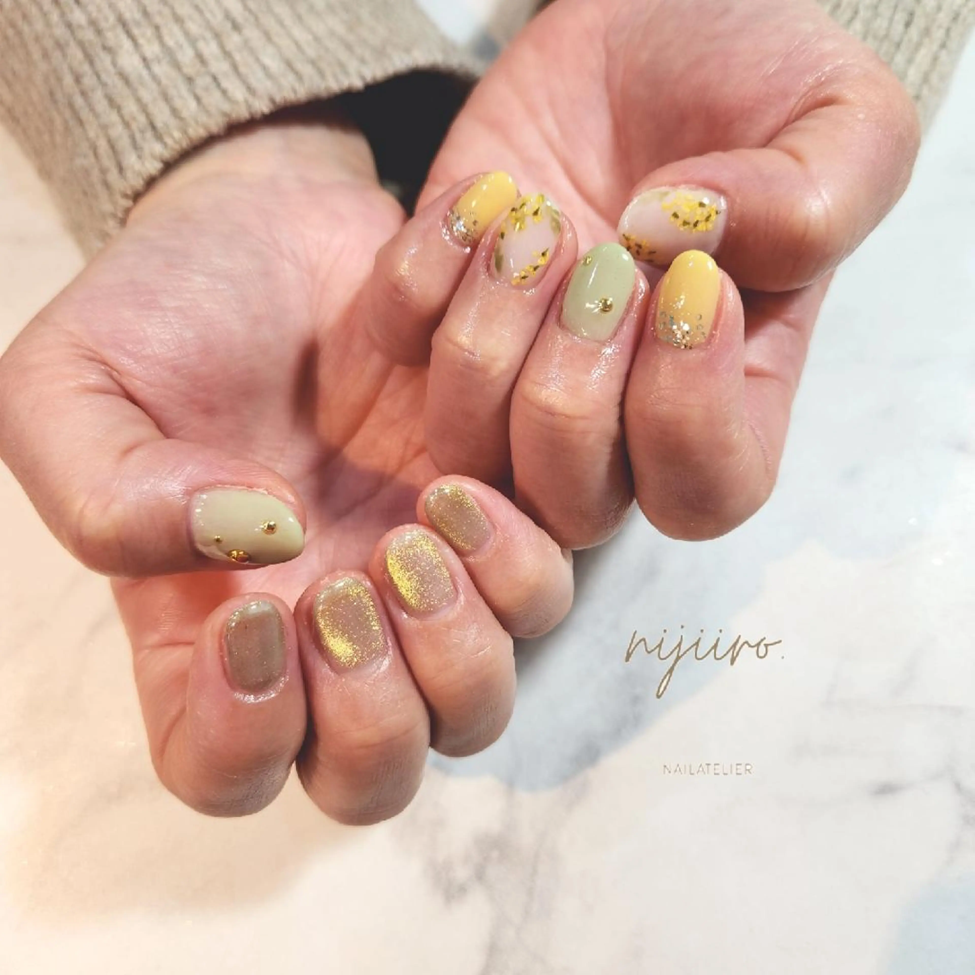ネイル ハンドネイル nailatelier nijiiro.所属・nijiiro🌈 サトウのネイルデザイン
