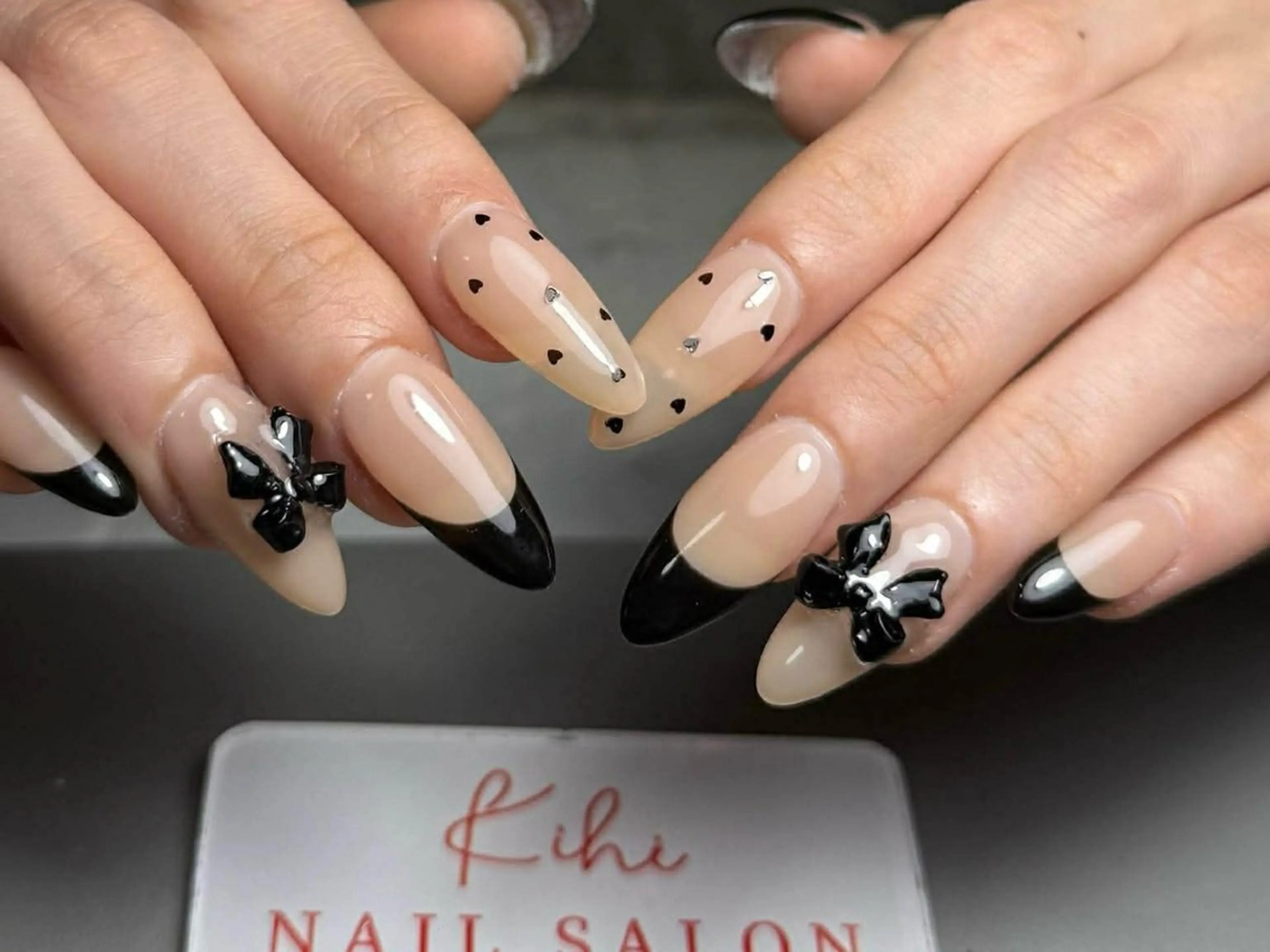 ネイル アートネイル フレンチネイル ジェルネイル グラデーション 韓国ネイル ハンドネイル ハンドケア さくら💮💮 【オフ無料】のネイルデザイン