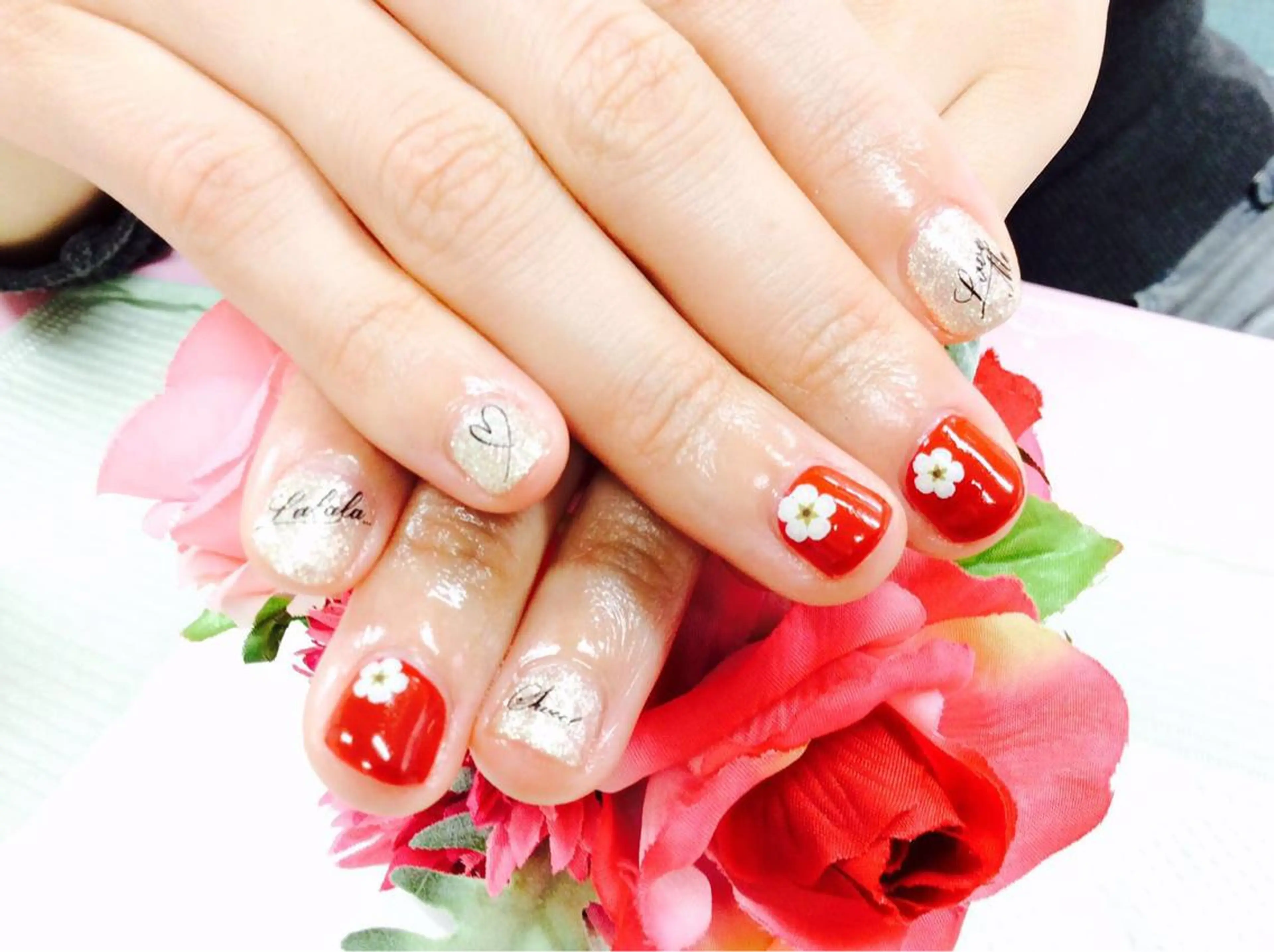 ネイル ユリシスネイル 担当近藤のネイルデザイン