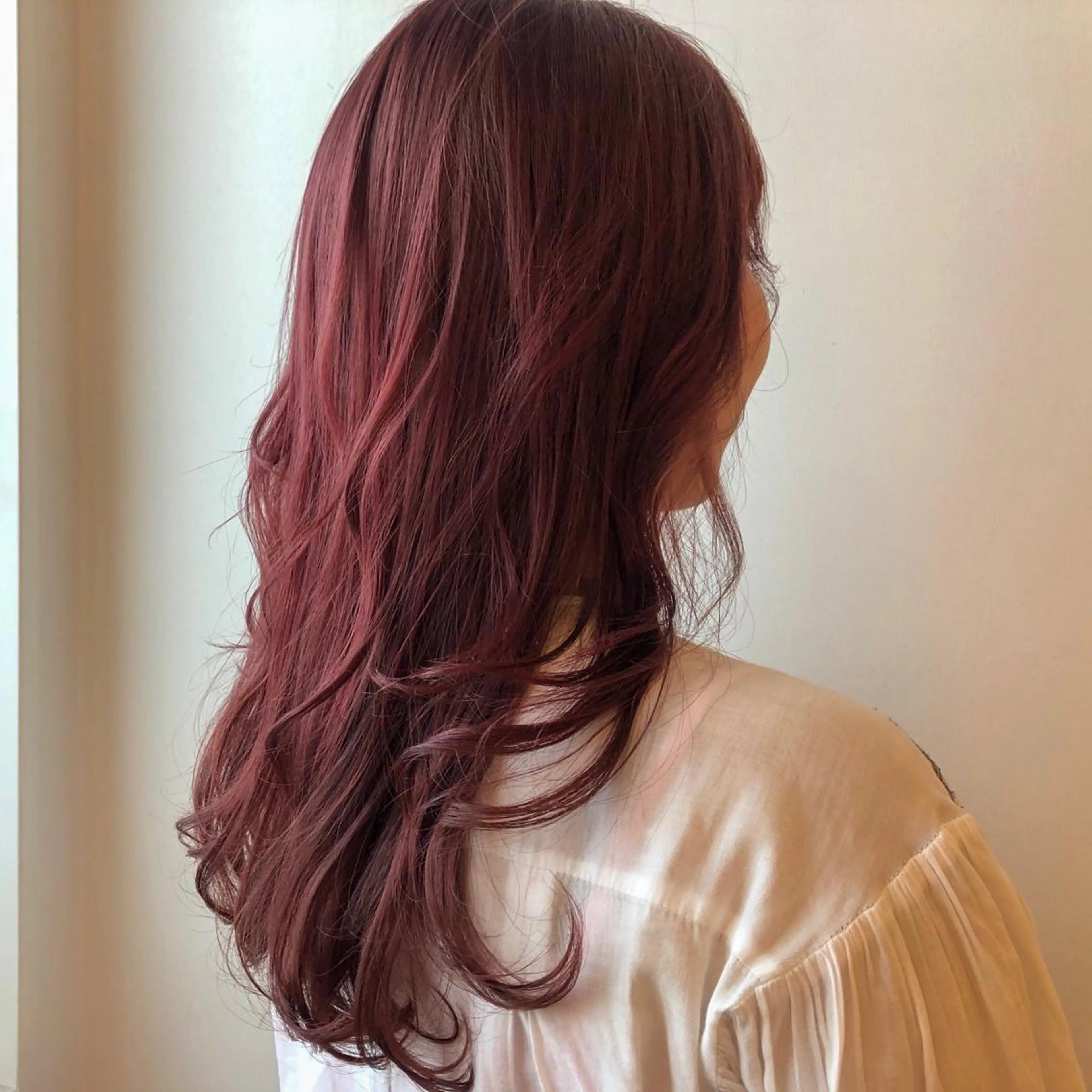 ロング カラー ピンクカラー 尾籠 美幸 （オゴモリ ミユキ）のヘアスタイル