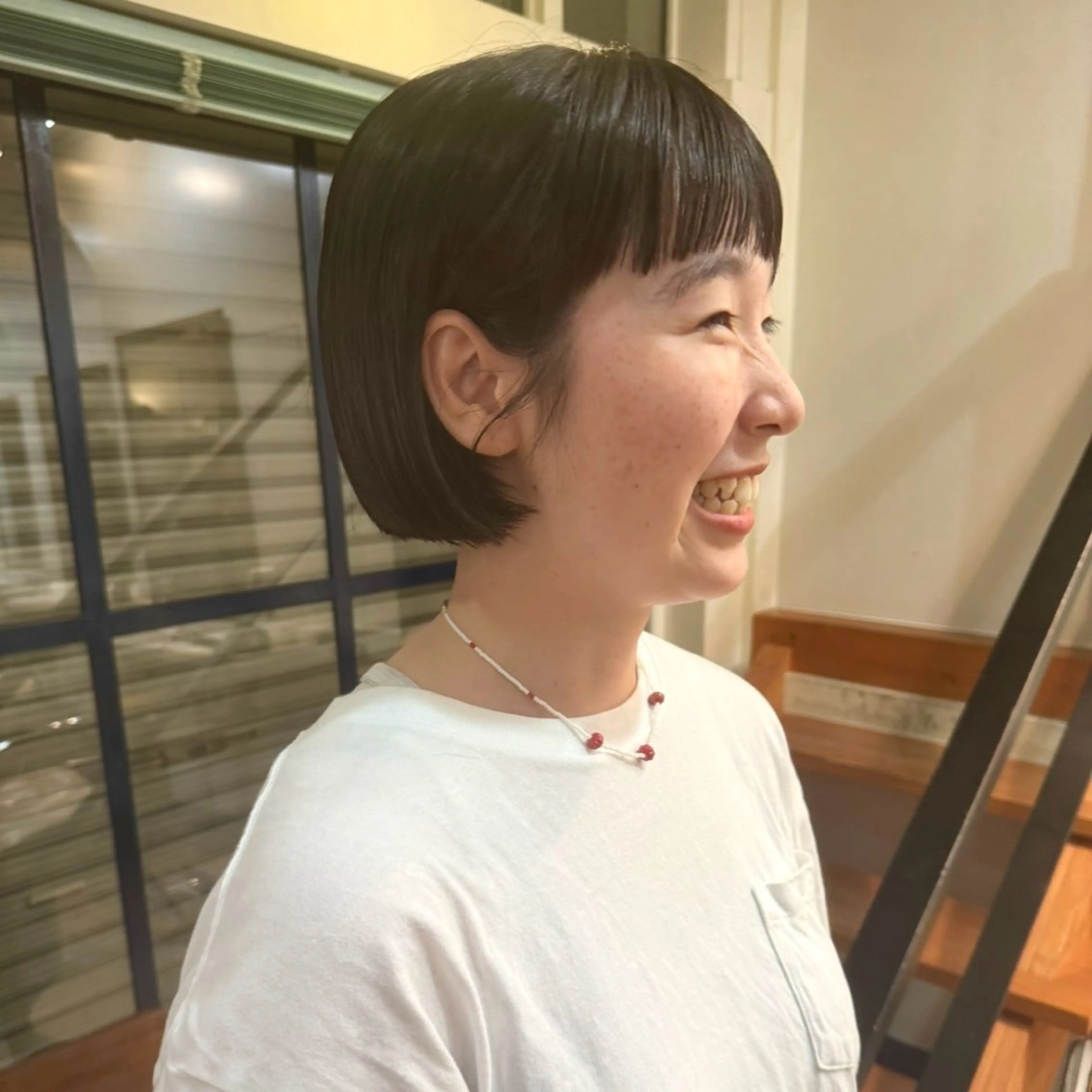 ショート カラー カット 縮毛矯正 トリートメント Lilu しずくのヘアスタイル