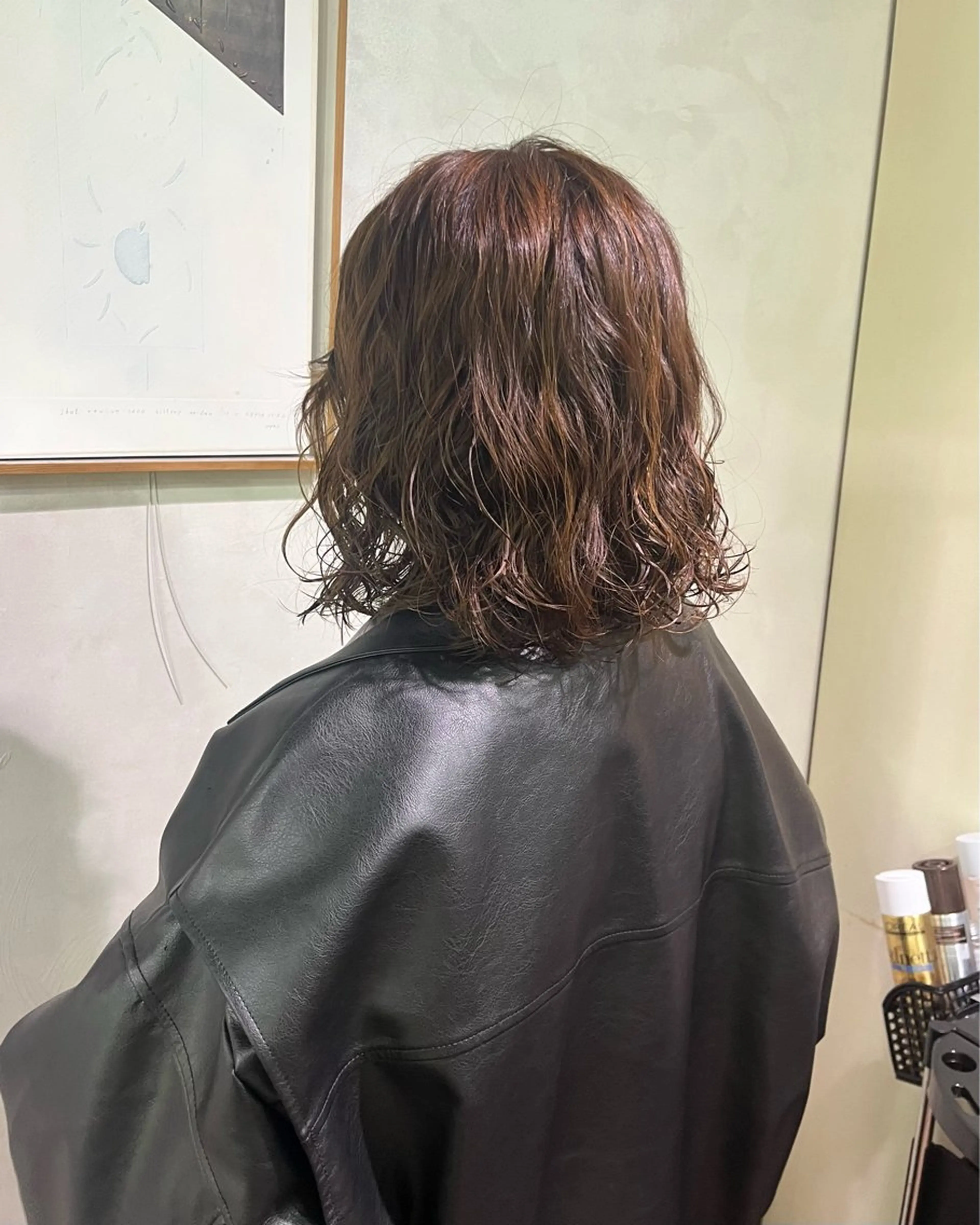 Cut✂️＋サスティナブルパーマ🌀＋VEENA🫧パーマをしながらCARE🫧水分含んでダメージを抑えたうるパーマ🌿の写真