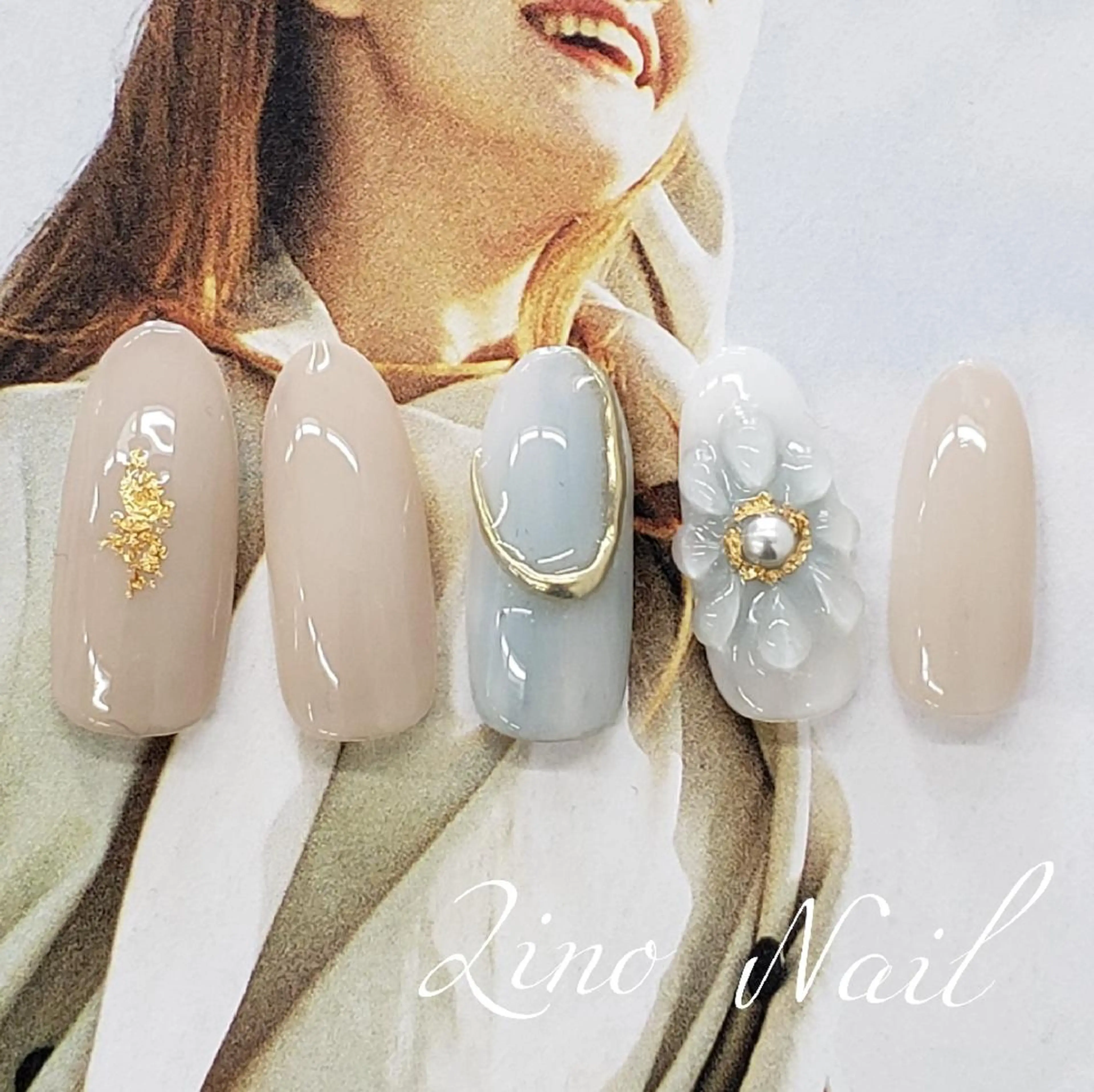 ネイル ブルー カジュアル フラワーネイル ジェルネイル ミラーネイル ハンドネイル Lino Nailのネイルデザイン