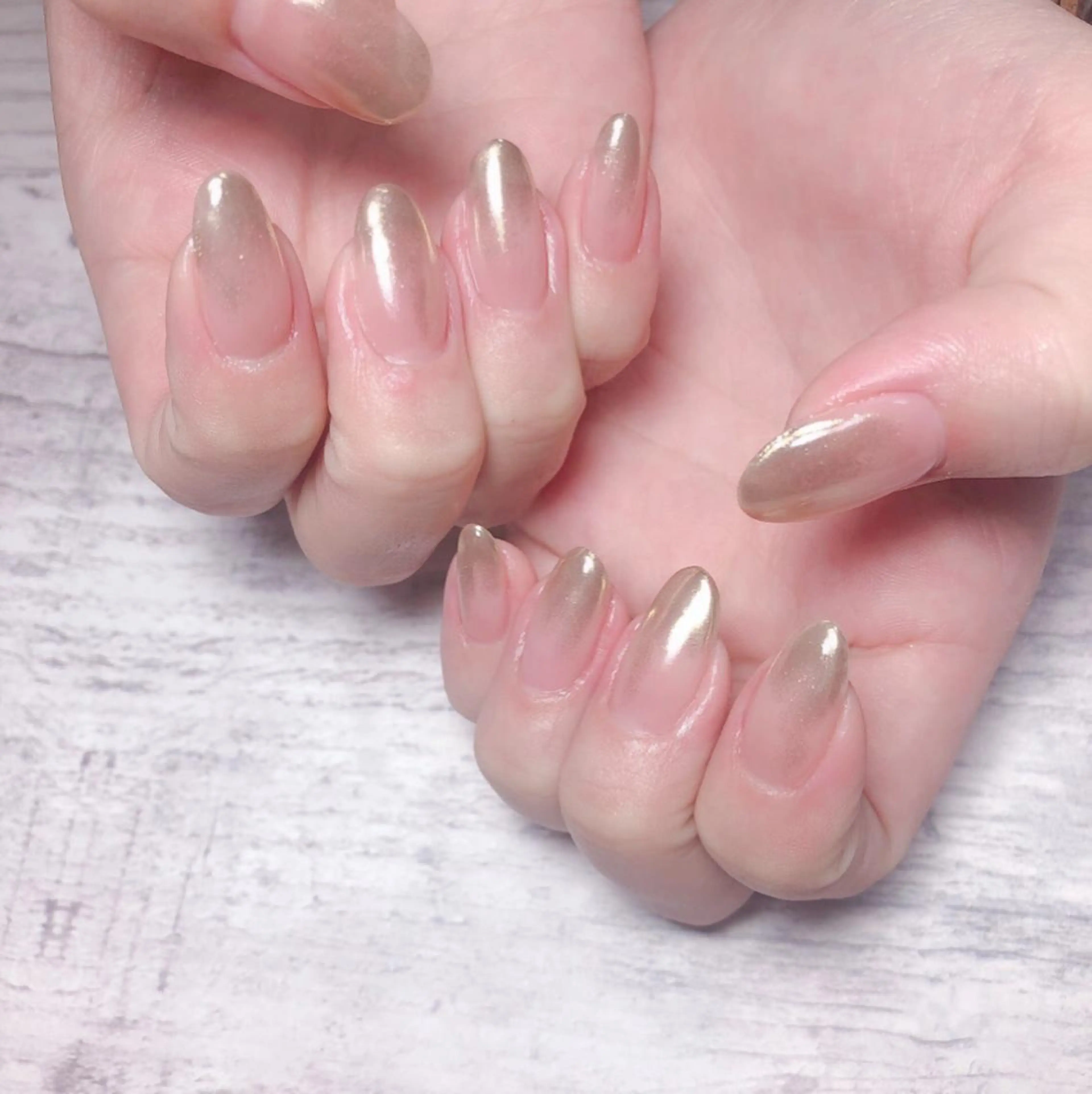 ネイル ミラーネイル 個室ネイルサロンDolly  Girl〜ドーリーガール〜所属・DollyGirl KYOKOのネイルデザイン