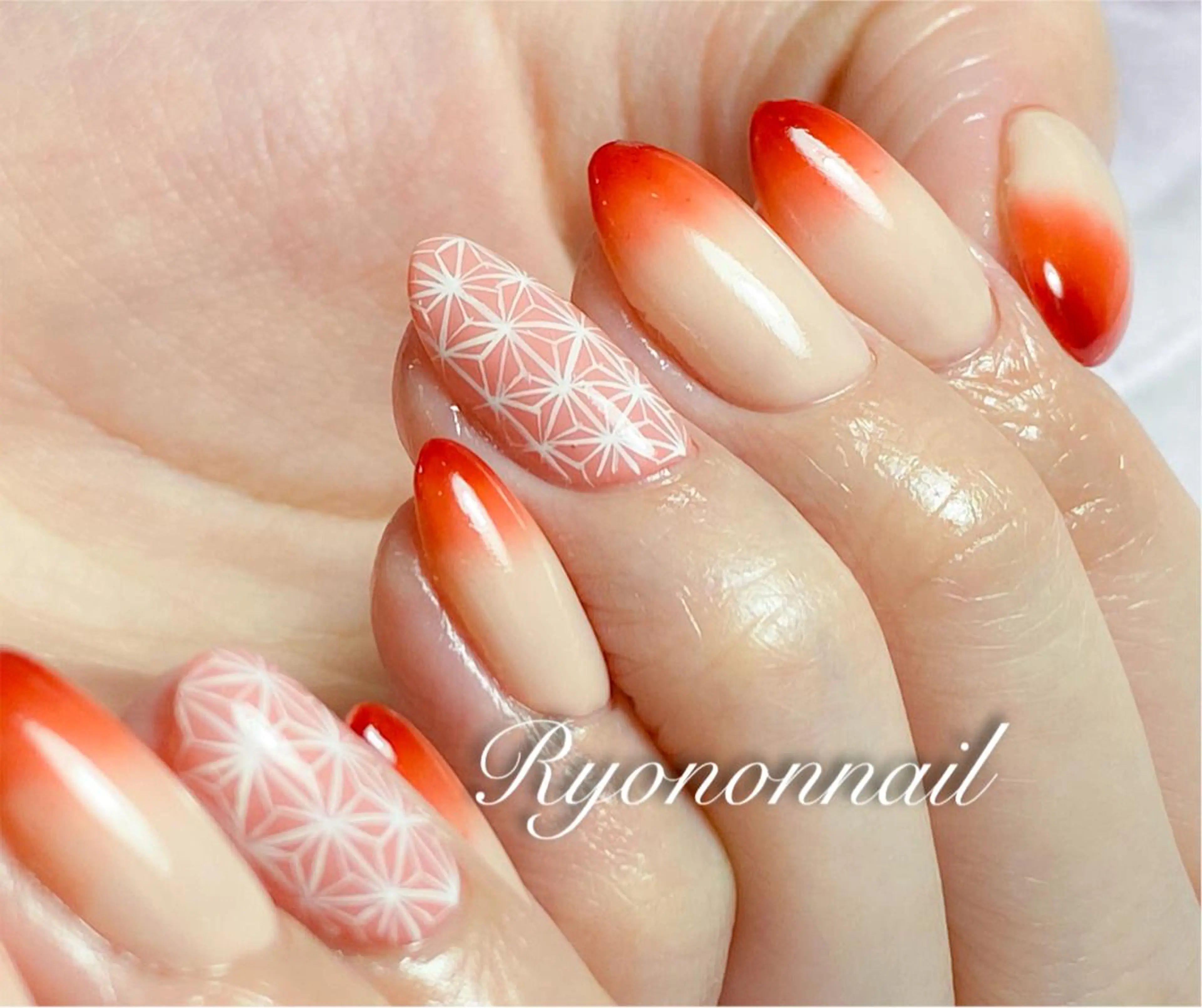 ネイル アートネイル Ryononnail(リョノンネイル)所属・Ryononnail 上谷典子のネイルデザイン