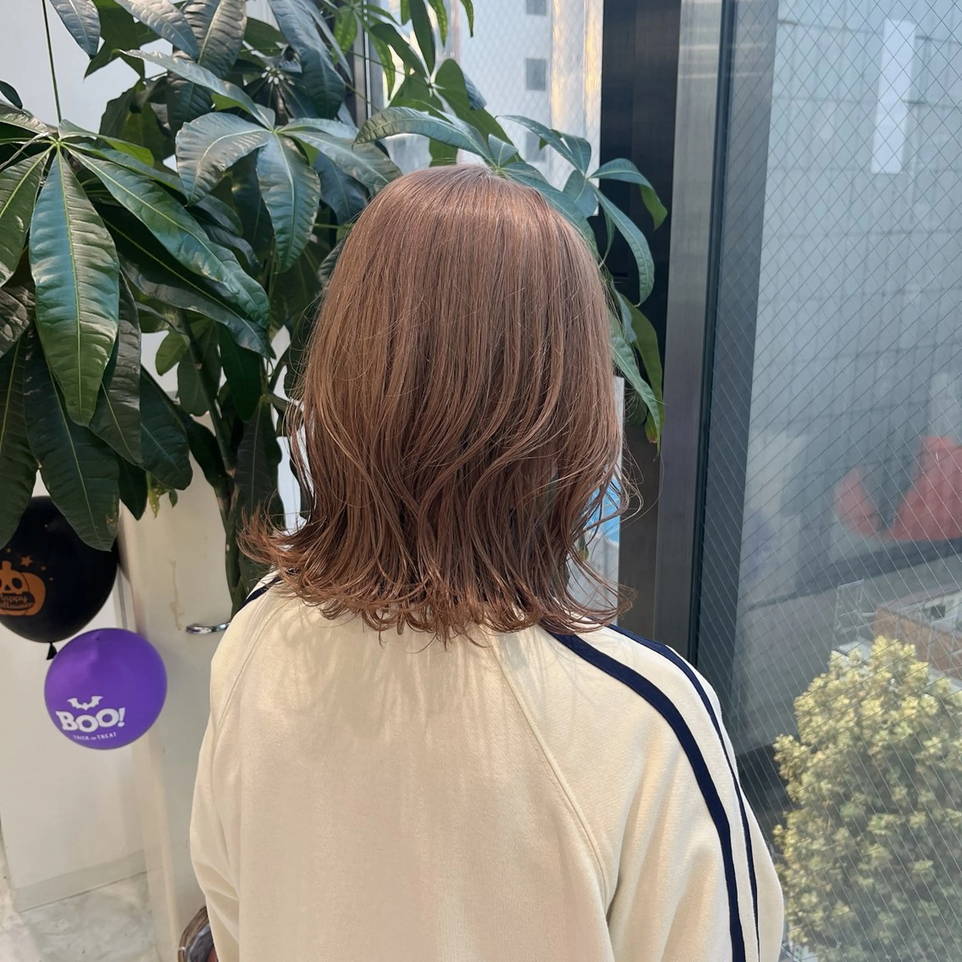 カラー ベージュ・グレー ジュ達人KOJIROのヘアスタイル