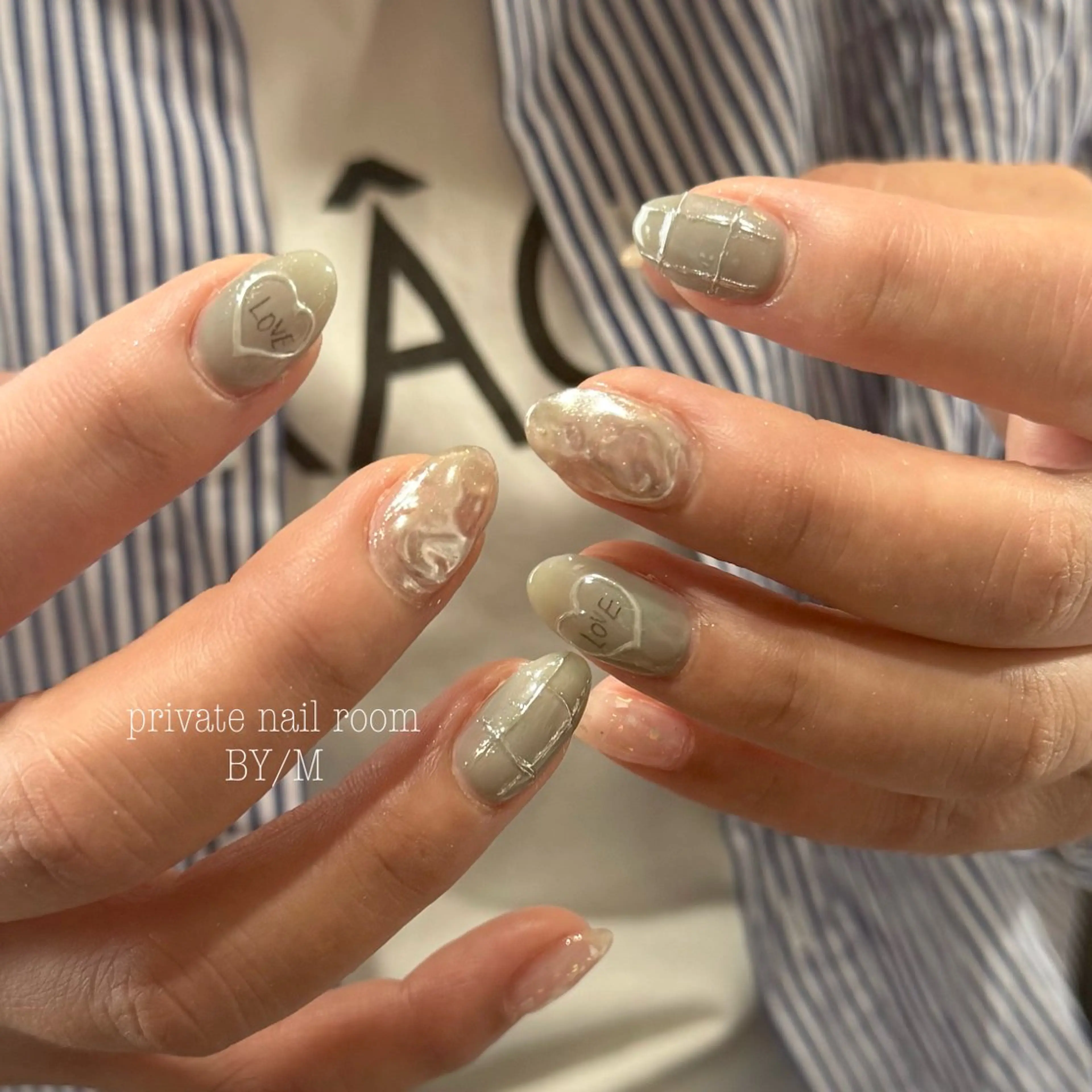 ネイル ミラーネイル ハンドネイル BY / Mのネイルデザイン